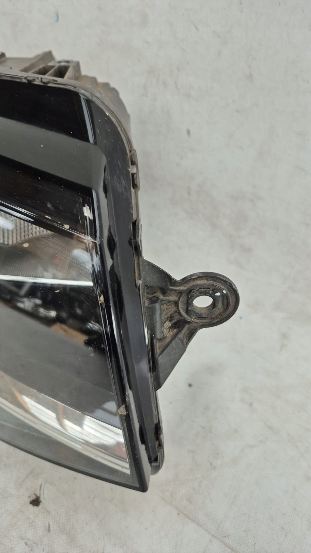 VW T6 TRANSPORTER 15- light right front front 7E1941016AD