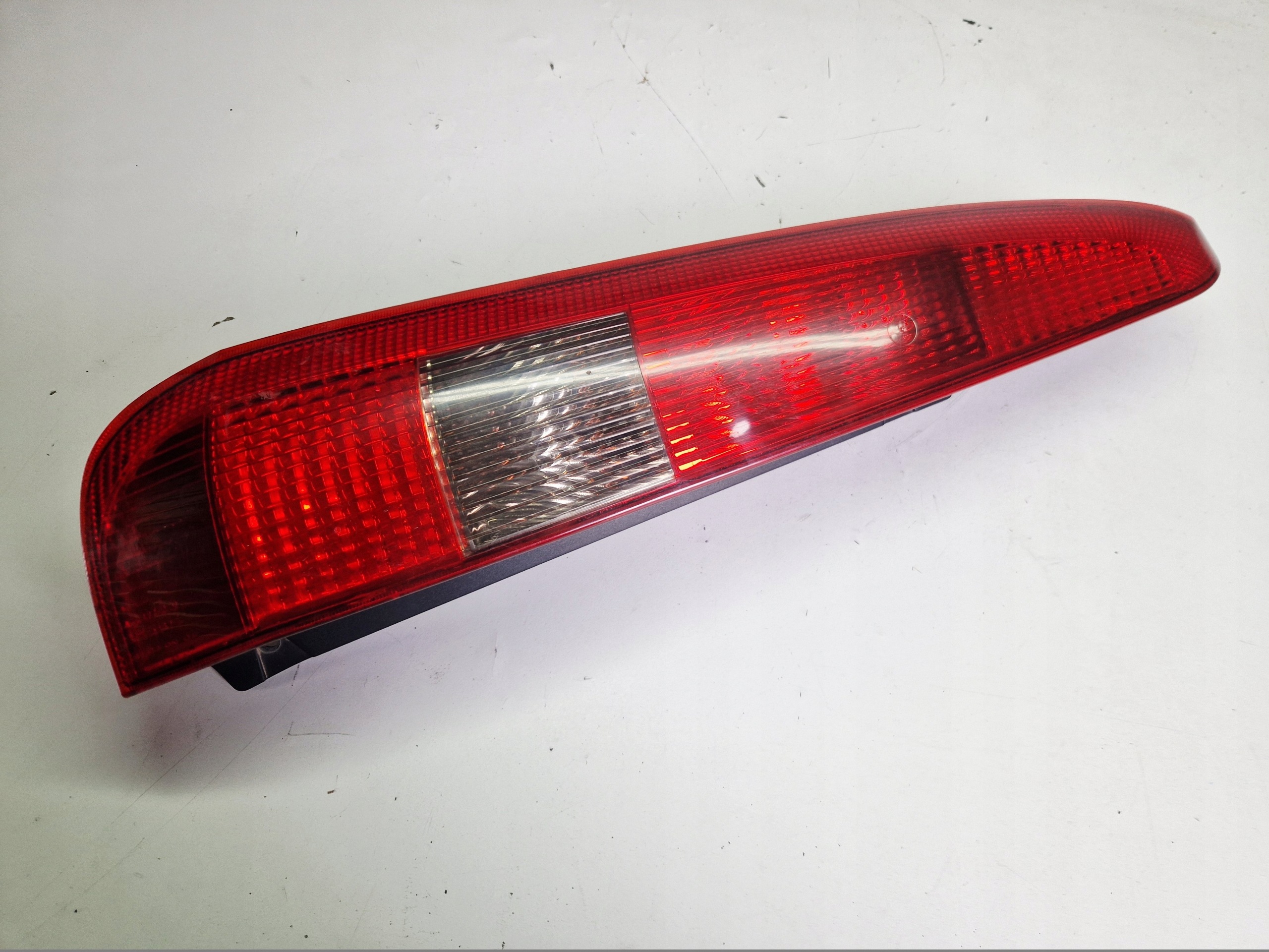 light rear left FORD FUSION MK1 2N11-13A603B