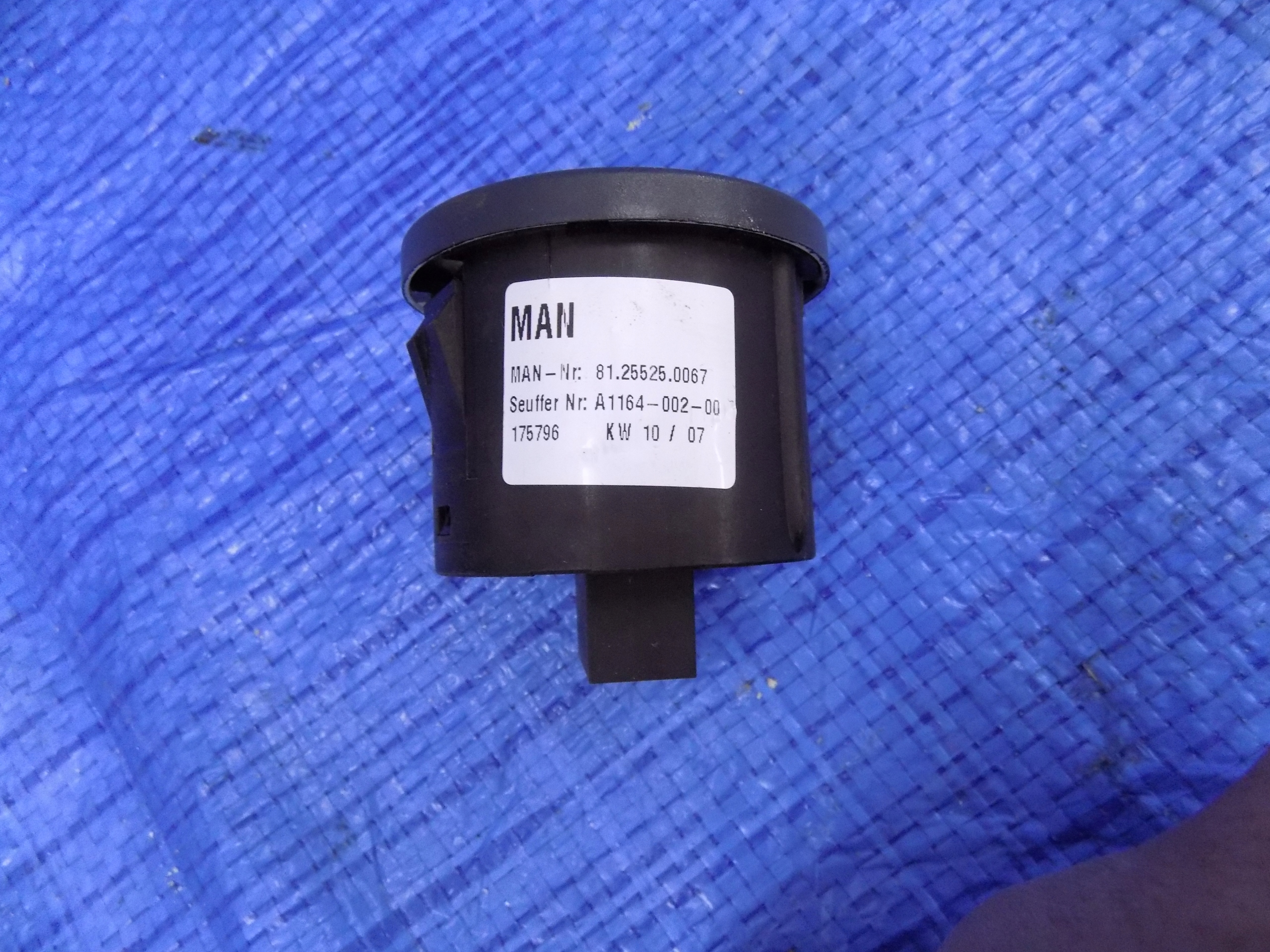 switch BLOKADY MOSTU MAN TGL 10.180 2007 R