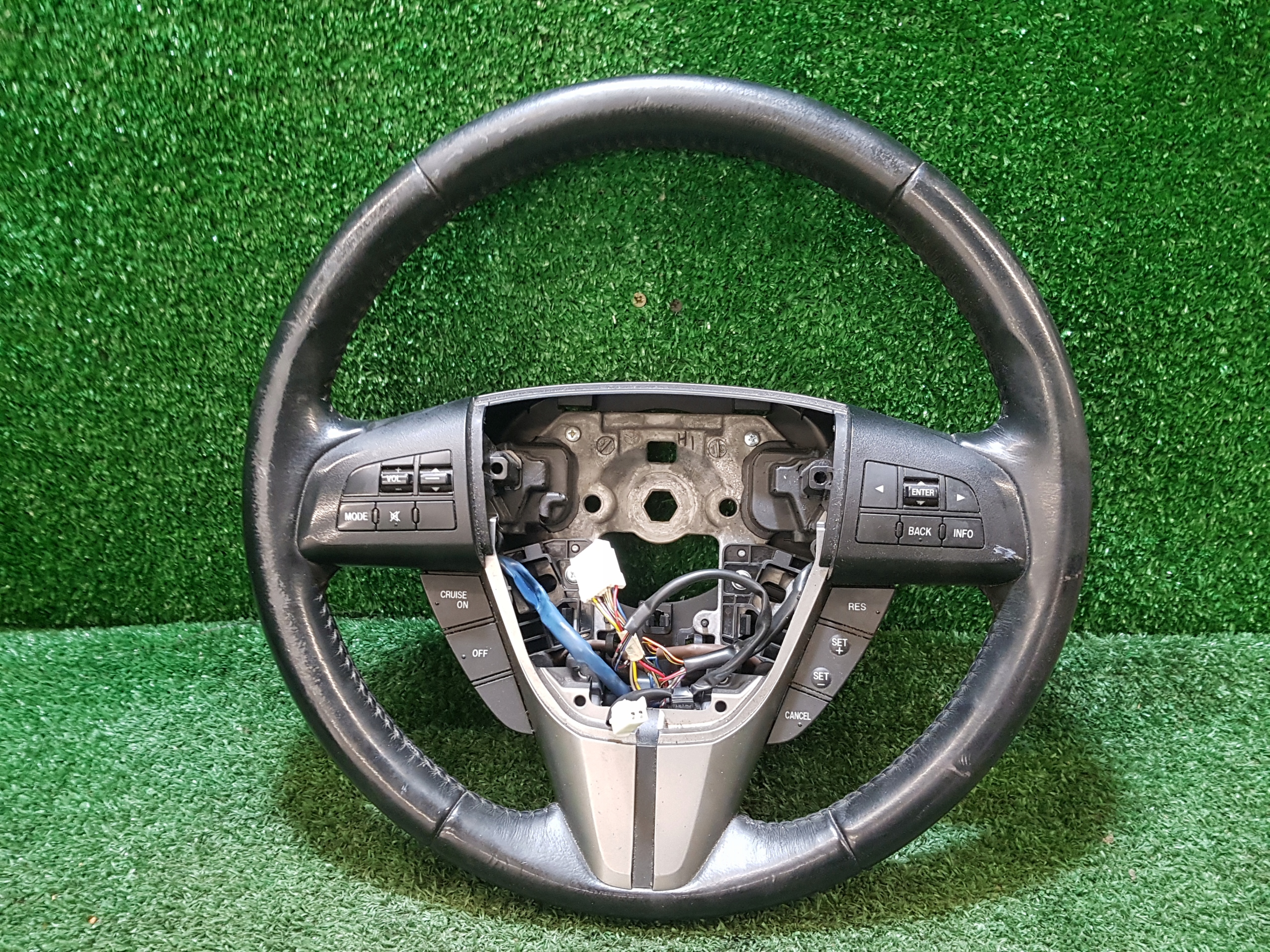 volant MAZDA 3 II 2010