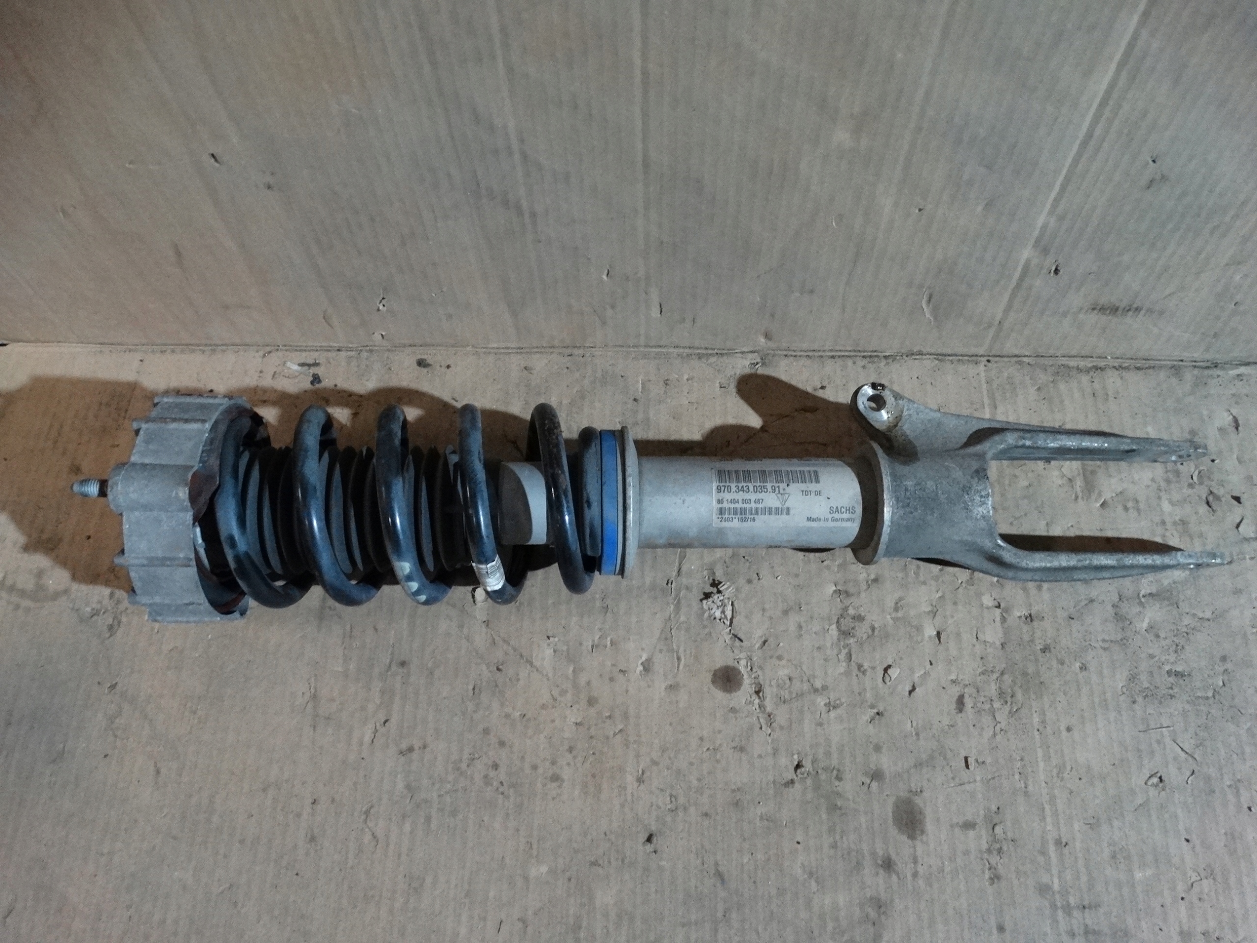 АМОРТИЗАТОР ПЕРЕДНІЙ ЛІВИЙ PORSCHE PANAMERA 970 1