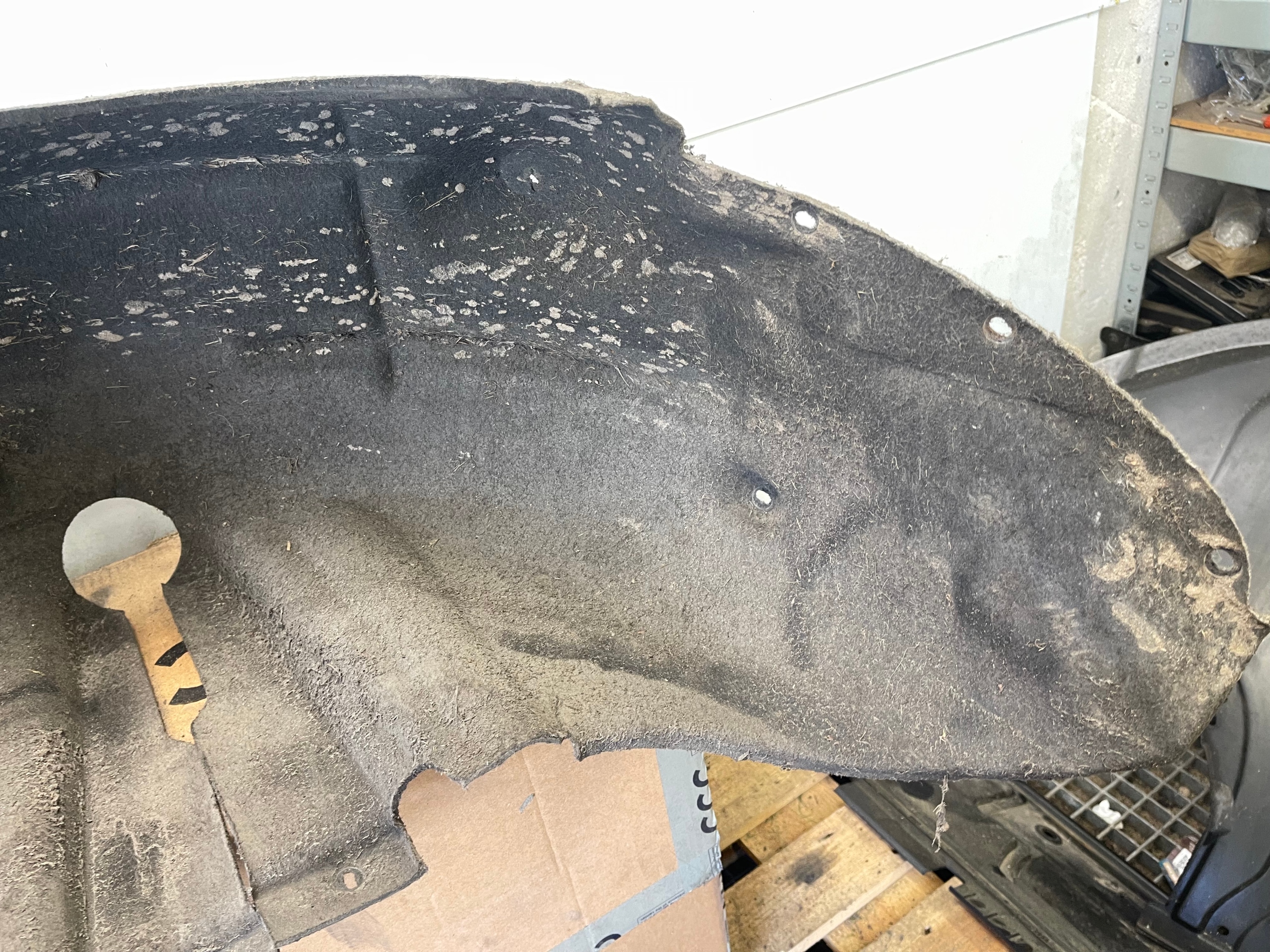 mudguard left rear part AUDI A6 C6 4F0810171D