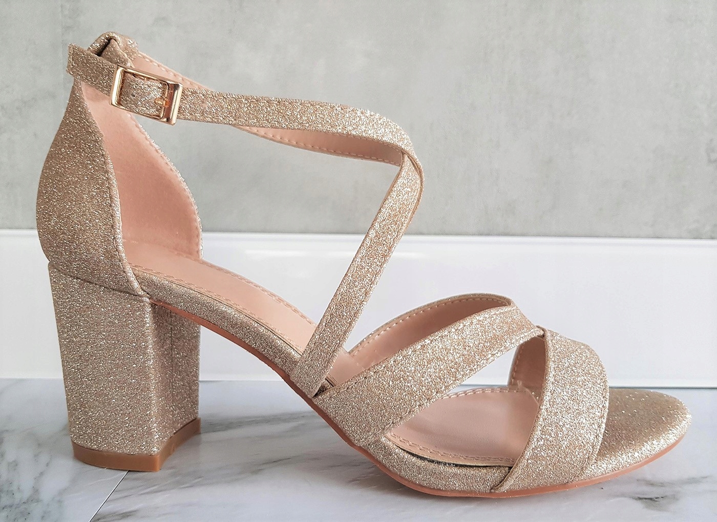 ZŁOTE BROKATOWE BUTY SANDAŁY SŁUPEK 6 cm PASKI 37 Rozmiar 37