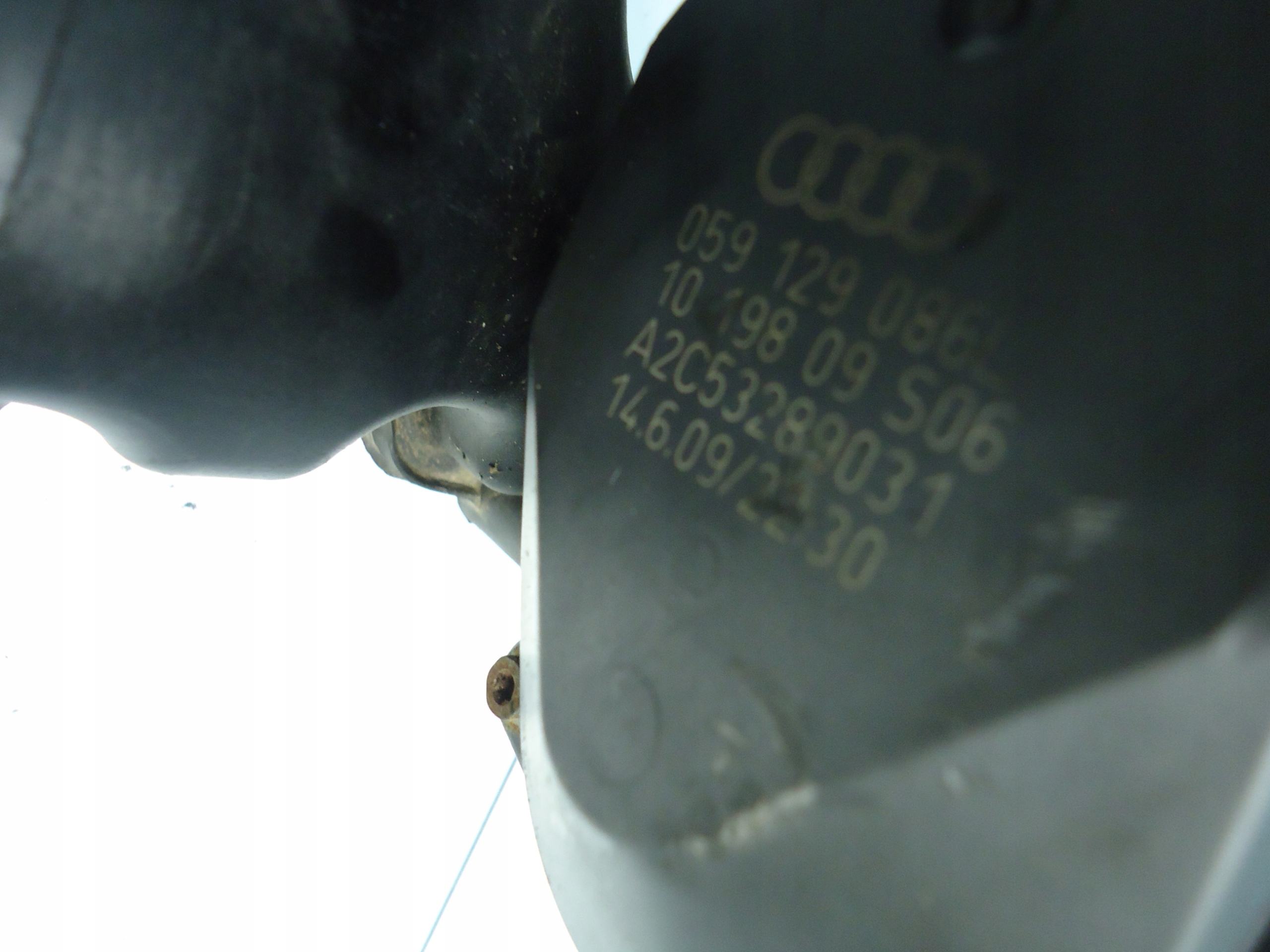 Audi A4 B8 A5 8T 3.0 tdi 2009 коллектор Впускный 059129711BR 059129086L