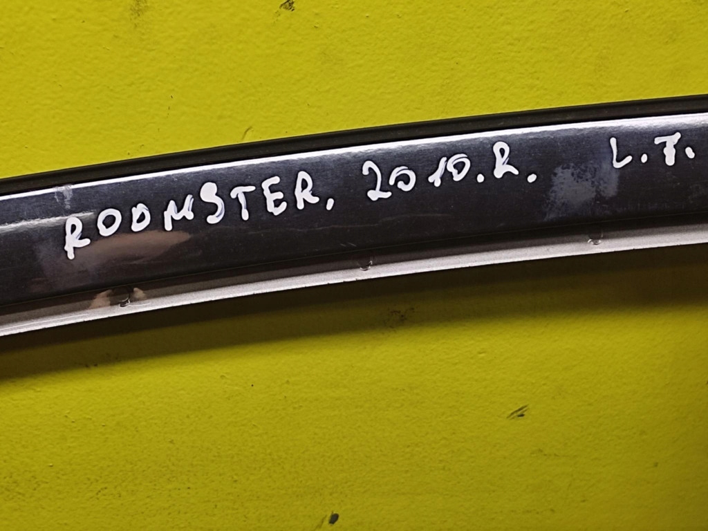 SKODA ROOMSTER Tür links heck