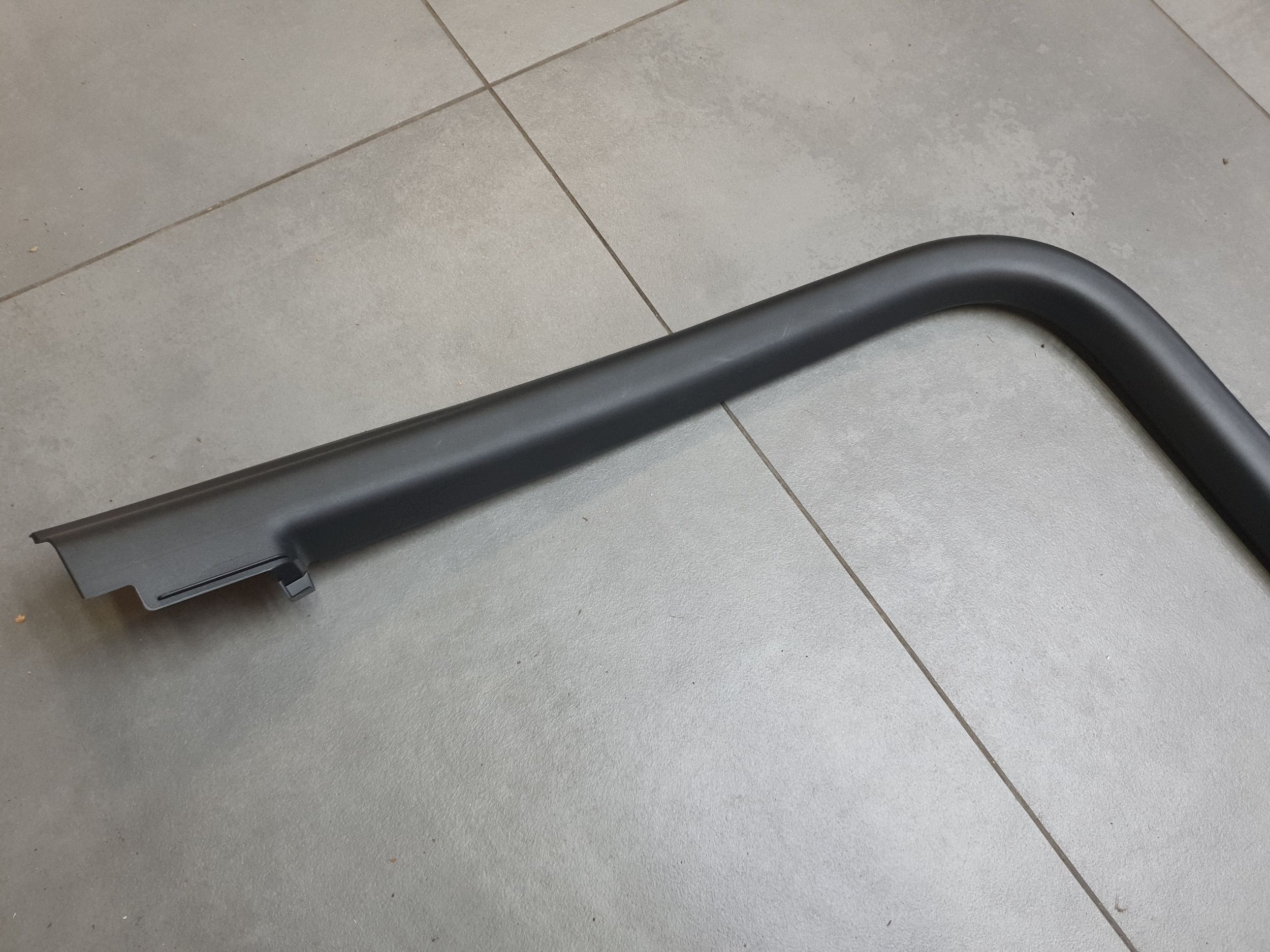 Audi SQ6 e-tron frame cover door right rear part 85H867672