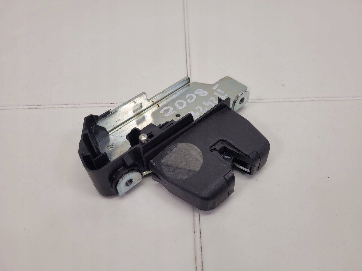 lock bonnet boot Peugeot 2008 2 2021 9151487499