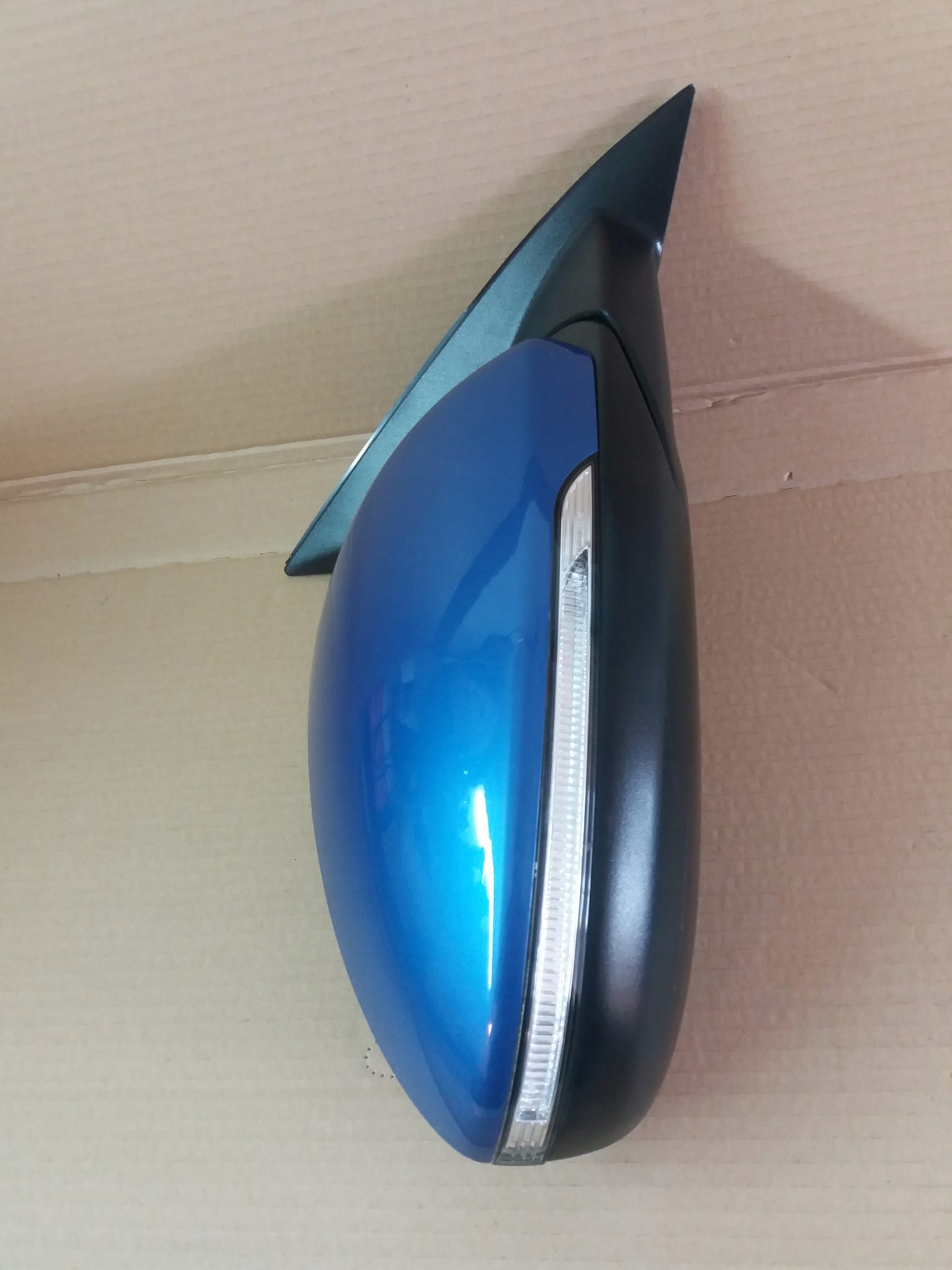 KIA CEED III X CEED PROCEED PRAWE ASYSTENT 10 PIN Kolor niebieski