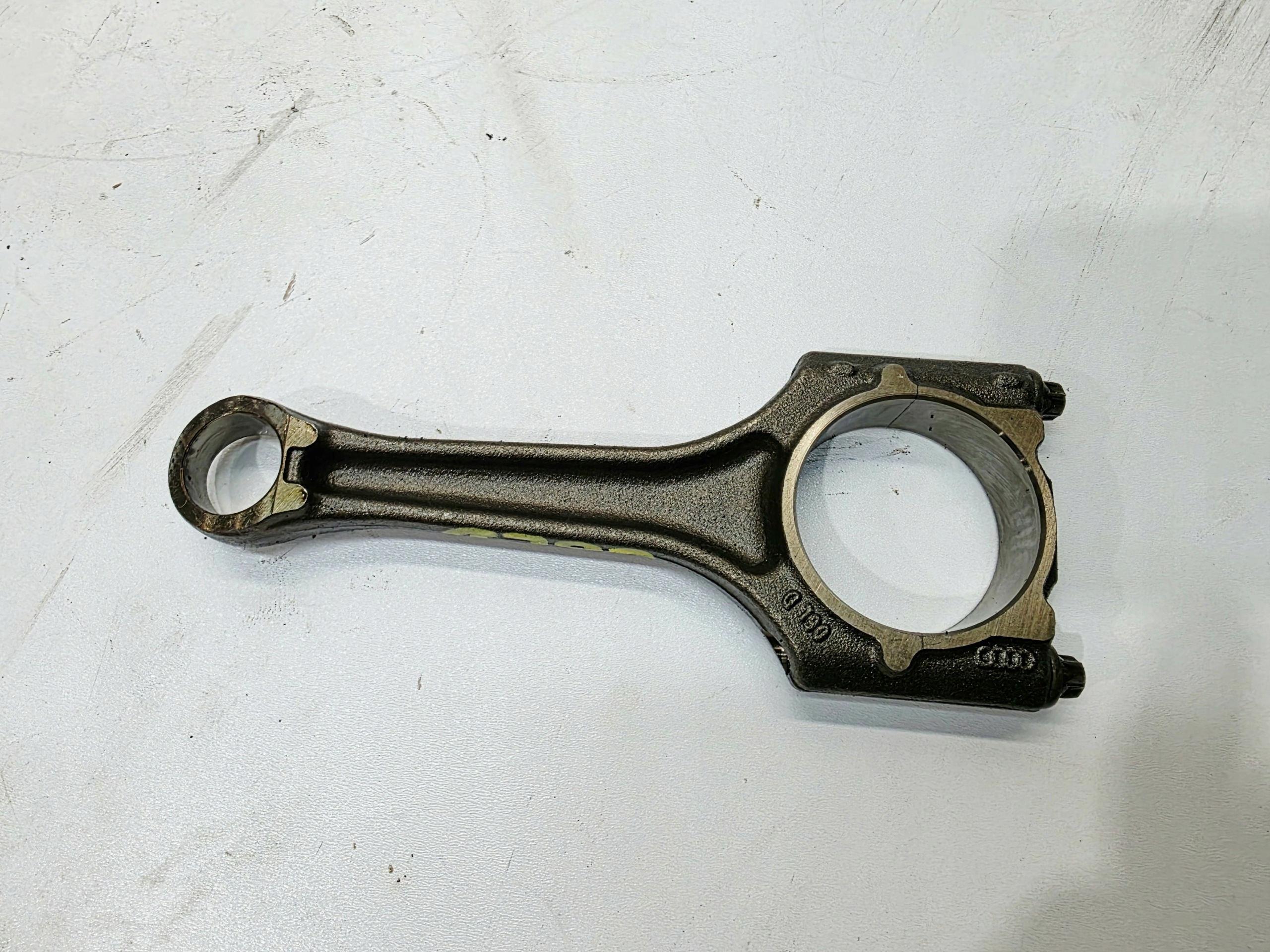 connecting rod AUDI A3 8P A4 B8 A5 8T 1.8 TFSI 06LD
