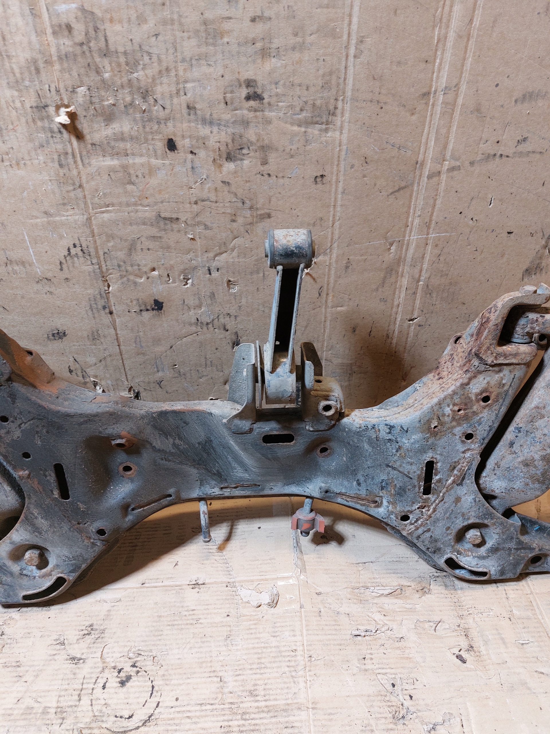 axle beam subframe front HYUNDAI i10