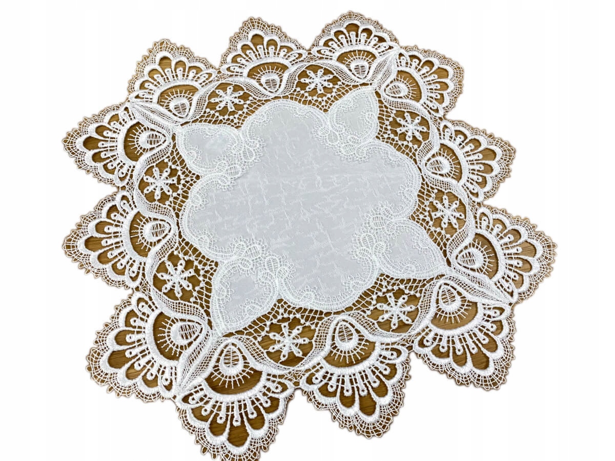 

Serwetka z gipiurą 40x40 cm