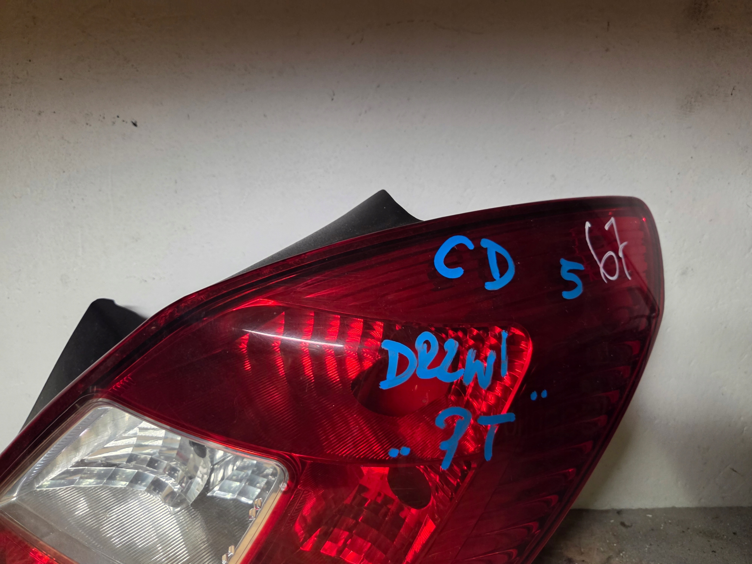 light right rear part right rear OPEL CORSA D 5D 06-14r 131880046