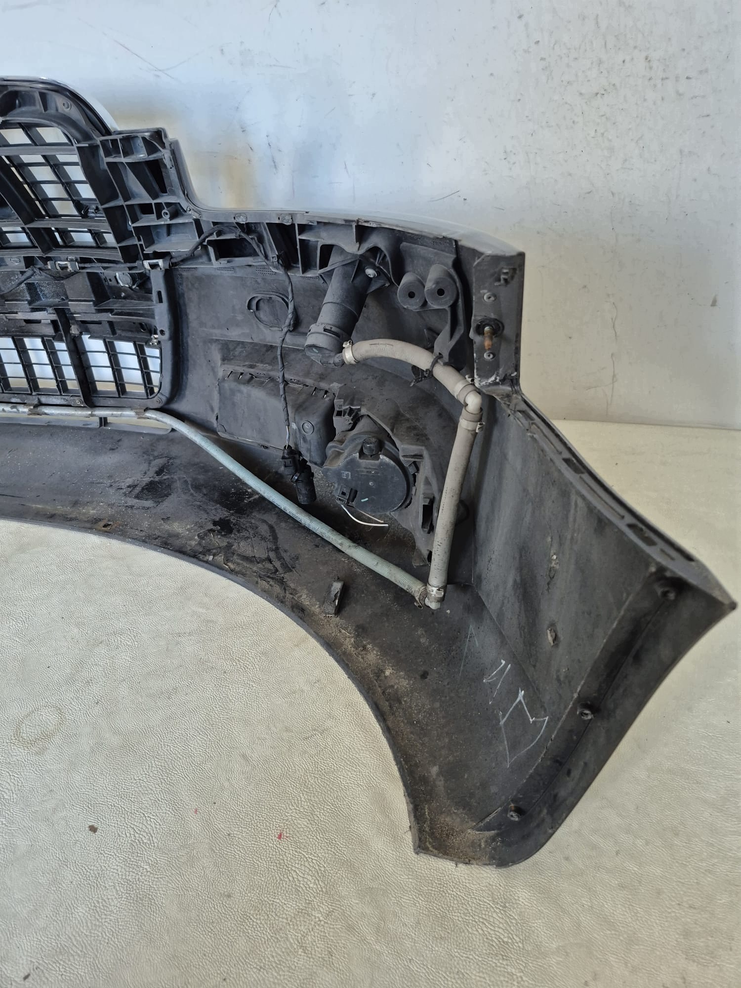 AUDI A6 C6 S-LINE 04- bumper front front 4XPDC SPR 4F0807437G LAK.LZ7Q