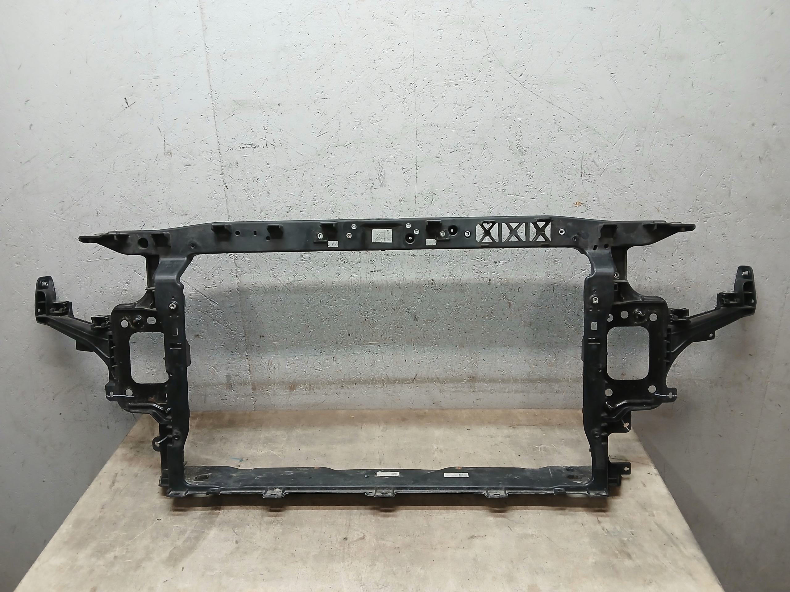 support panel for radiators HYUNDAI I30 III 3 17- 64105-G4120