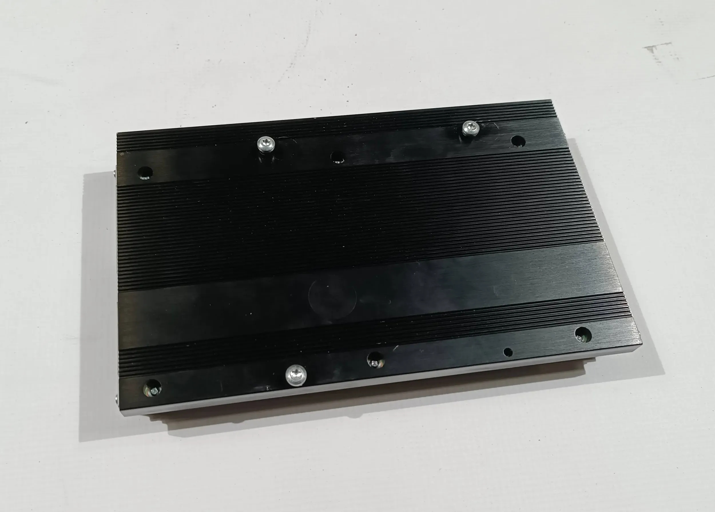 amplifier Audio Chrysler 300 Dodge Charger 2015+