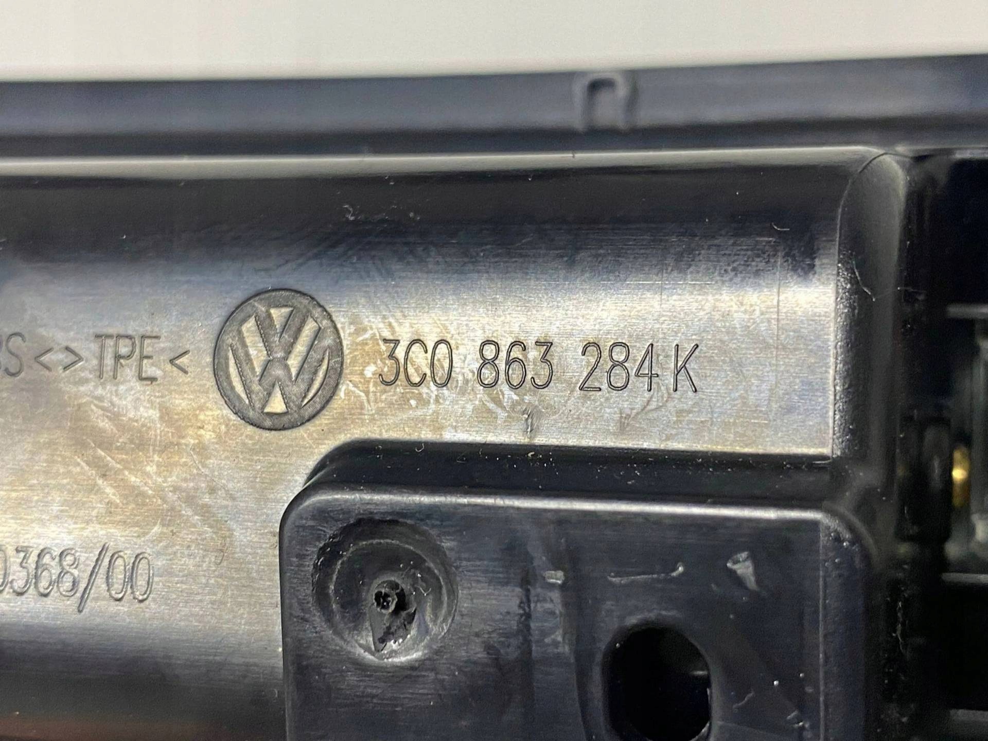 Aschenbecher vorne Volkswagen Passat B7 2011 3C0863284K
