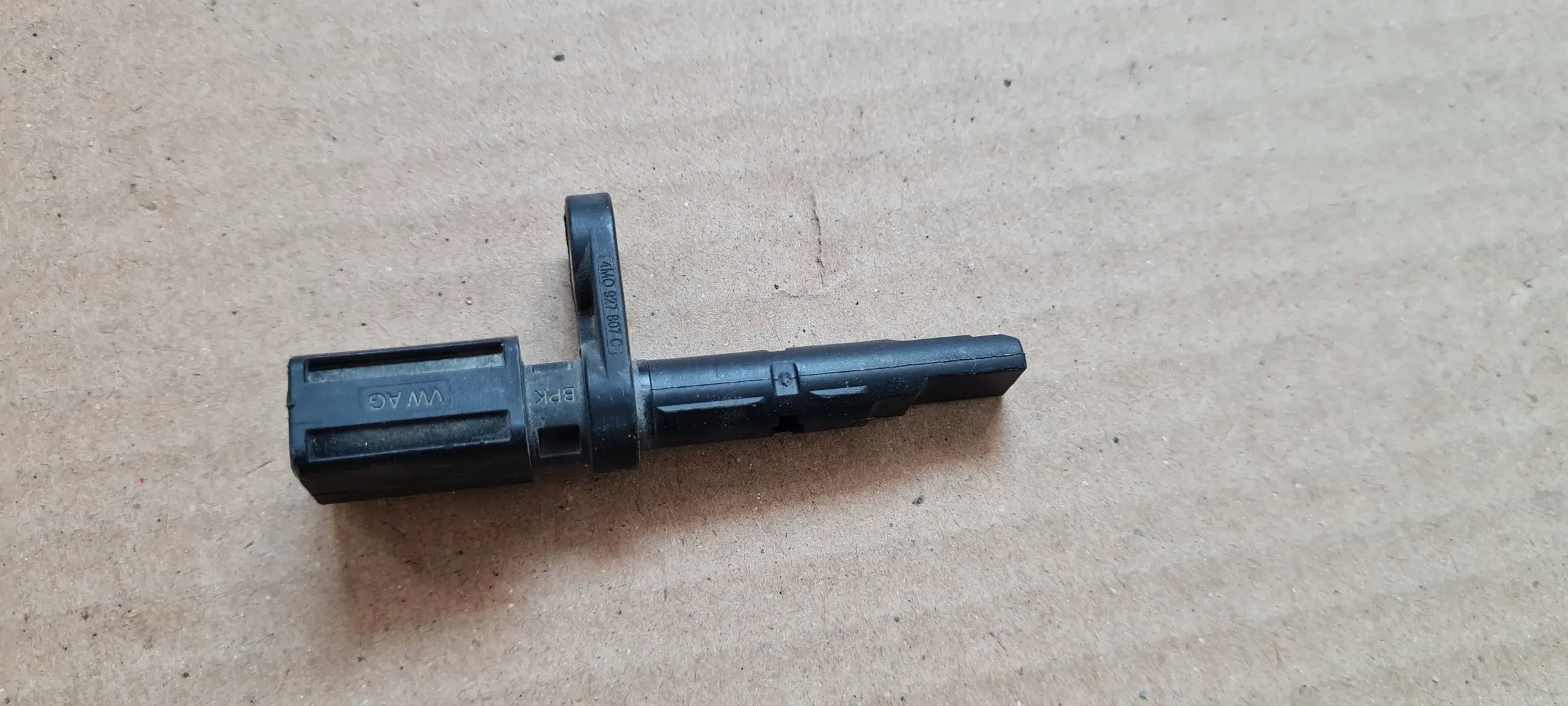 A4 B9 8W sensor wheels ABS rear part 4M0927807C A5 8W VW AUDI