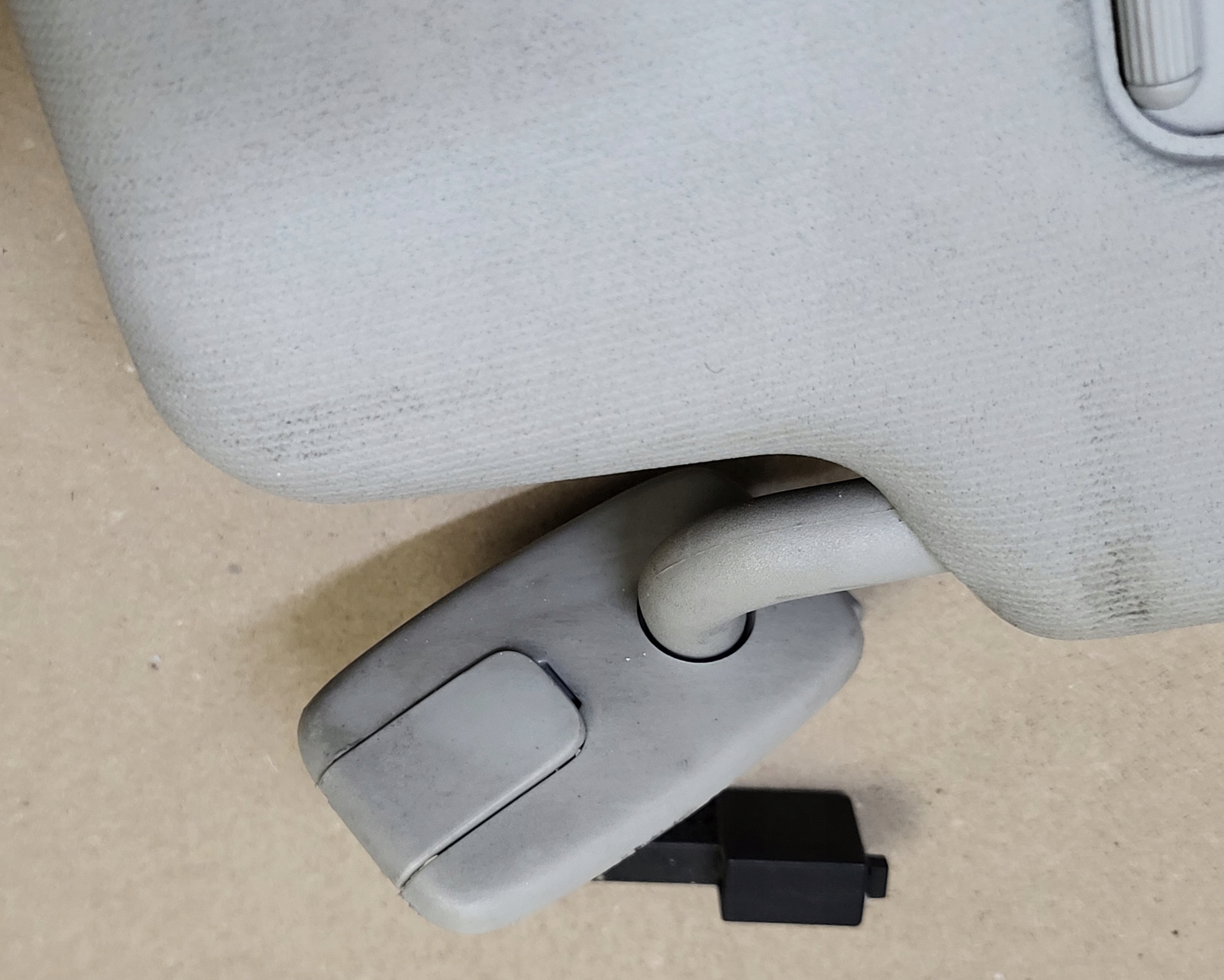 cover PRZECIWSLONECZNA right visor visor VW GOLF V 5 1K0 OE