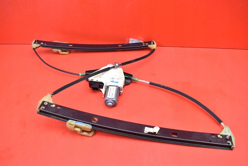 window regulator right front EU 8K0837462 AUDI A4 B8 07-11