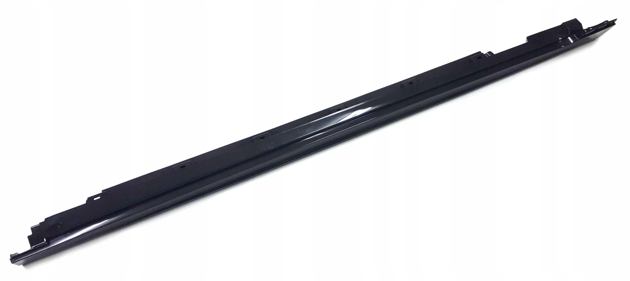 LISTWA NAKŁADKA PROGOWA LEWA PASSAT B8 3G0853857G