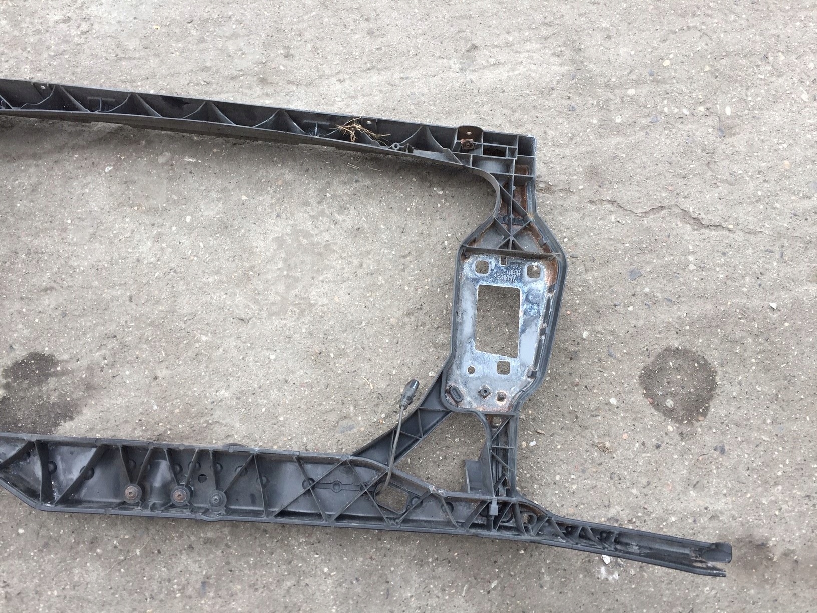 AUDI A5 A4 B8 pillar frame front 8K0805594J