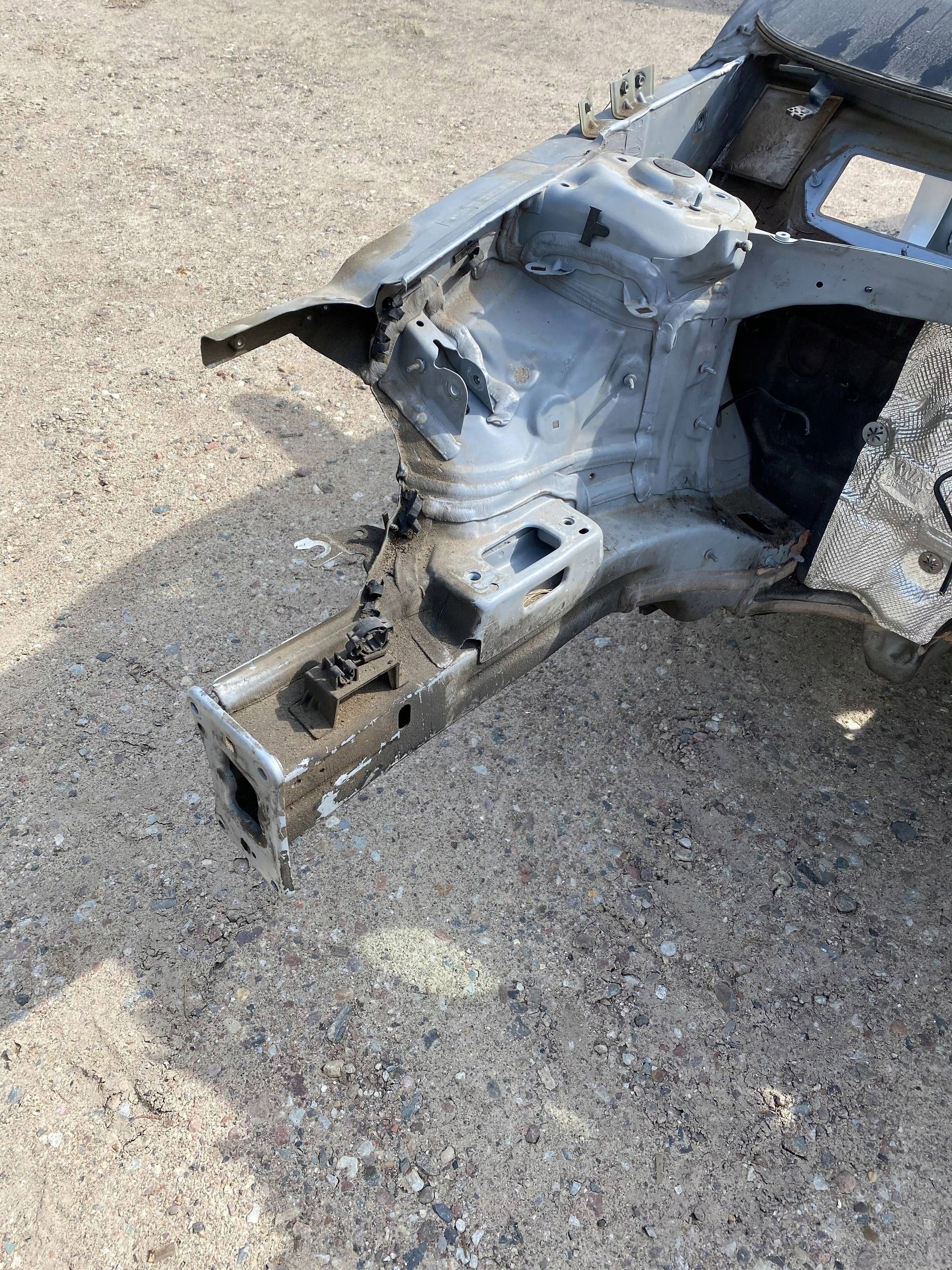 VW PASSAT B8 quarter FARTUCH placement right front LA7W