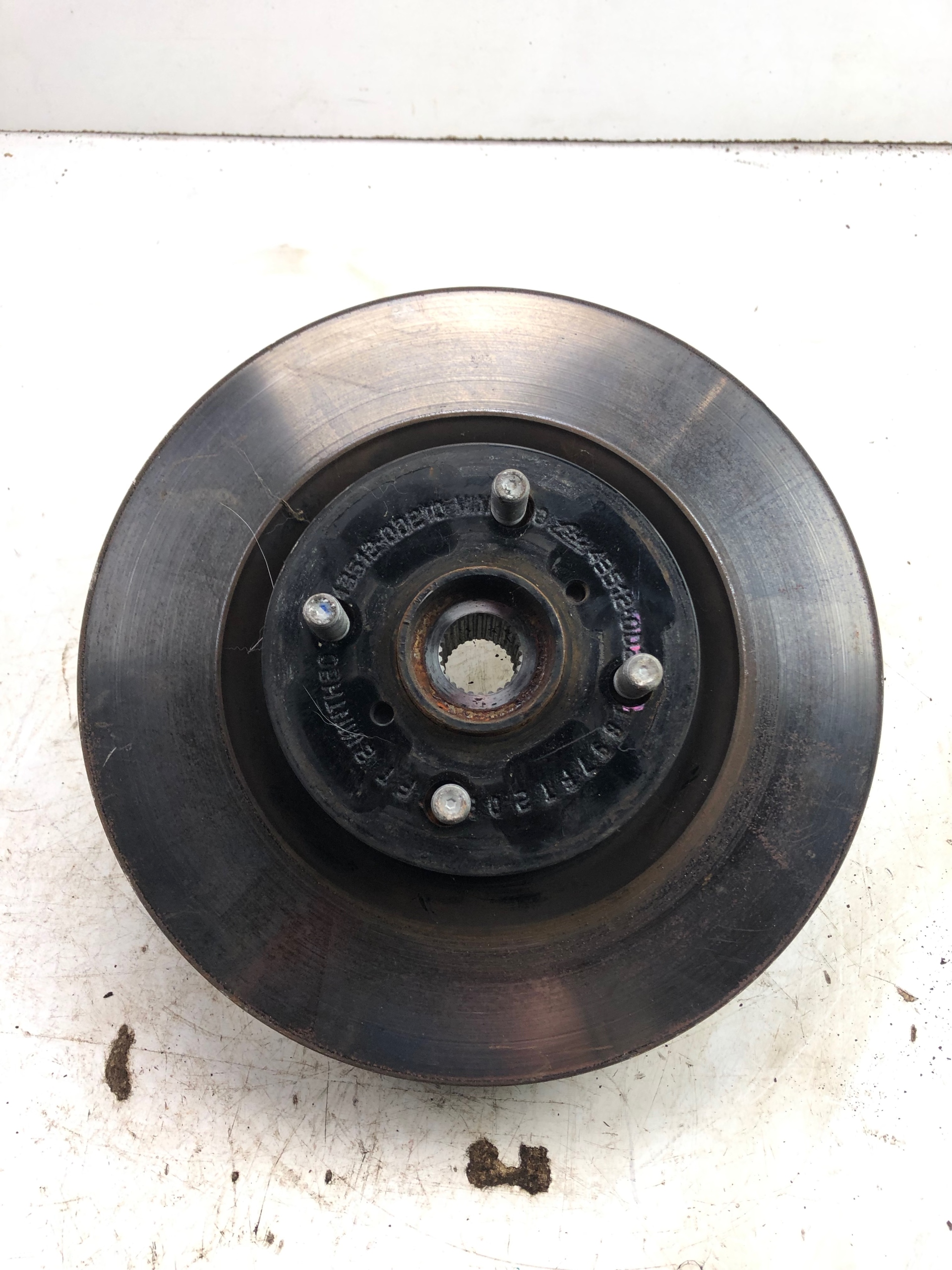 TOYOTA Rav4 IV ЦАПФА СТУПИЦЯ КОЛЕСА ПРАВИЙ ПЕРЕД