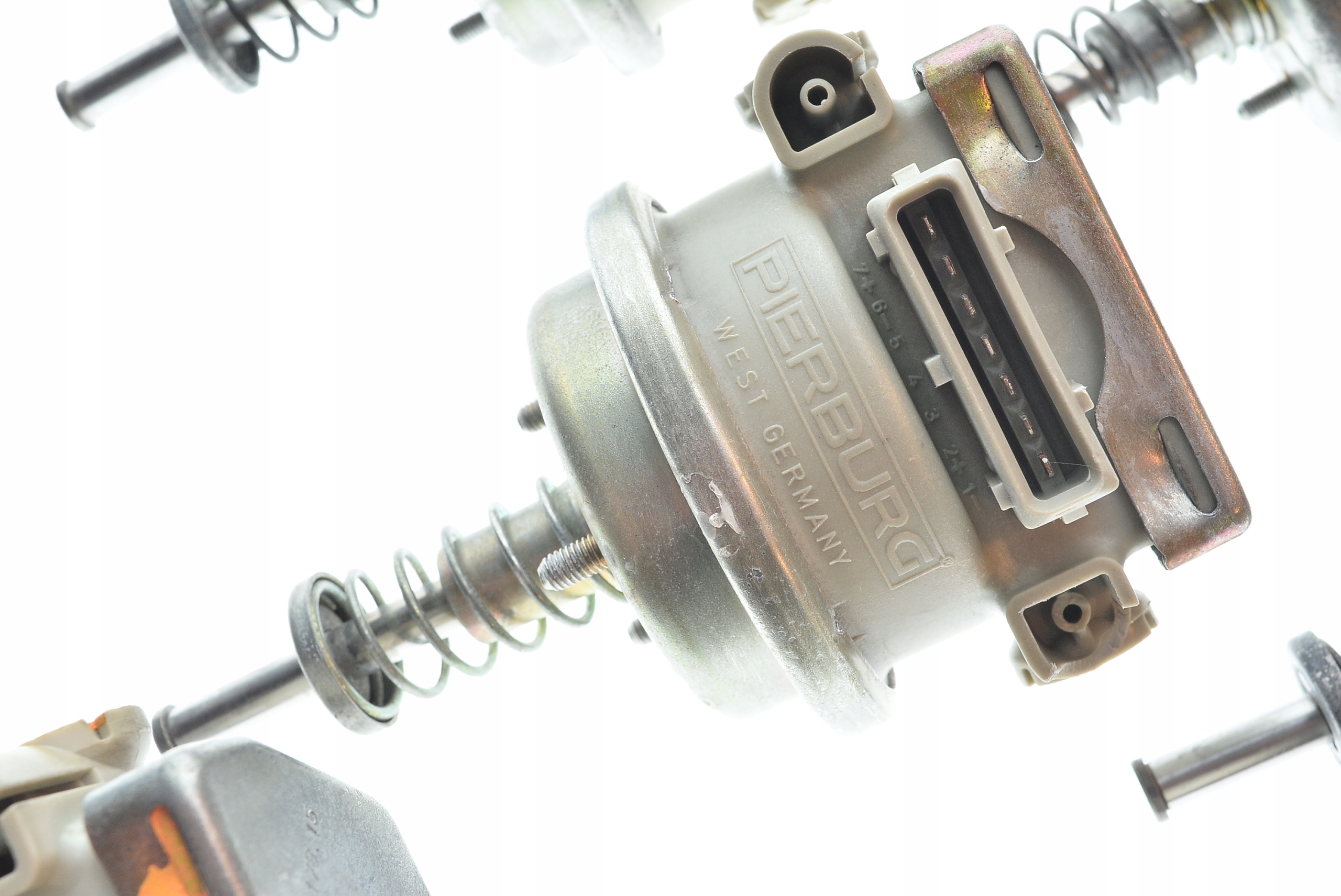 A13940b04fe3924023f19ec1c4bb