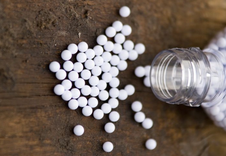 KULKI ASG BEZSZWOWE 0.12g 6mm BUTELKA 2000szt BIAŁE PRECYZYJNE do PISTOLETU Marka Pozostałe