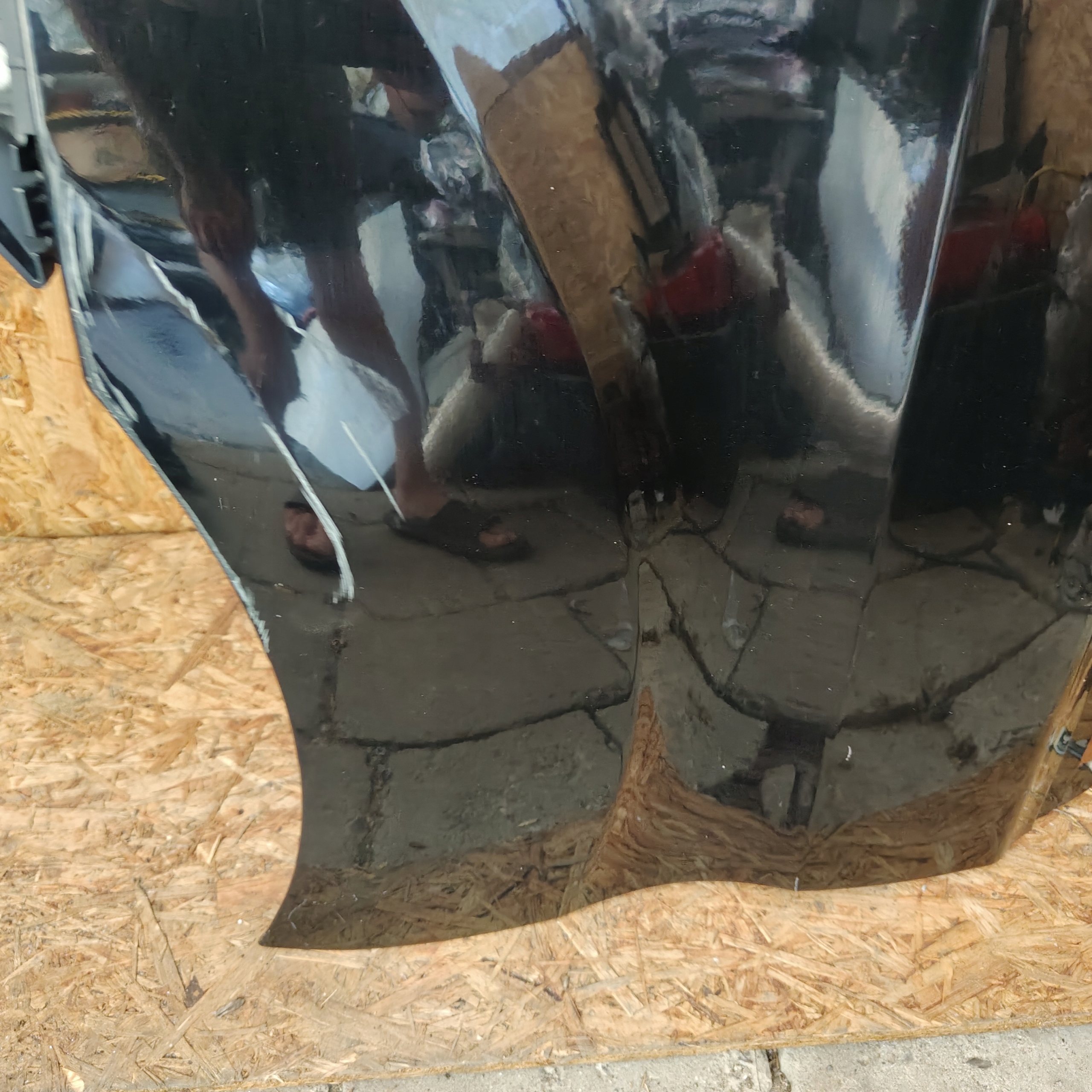 blatník přední předek levý FORD CUSTOM MK8