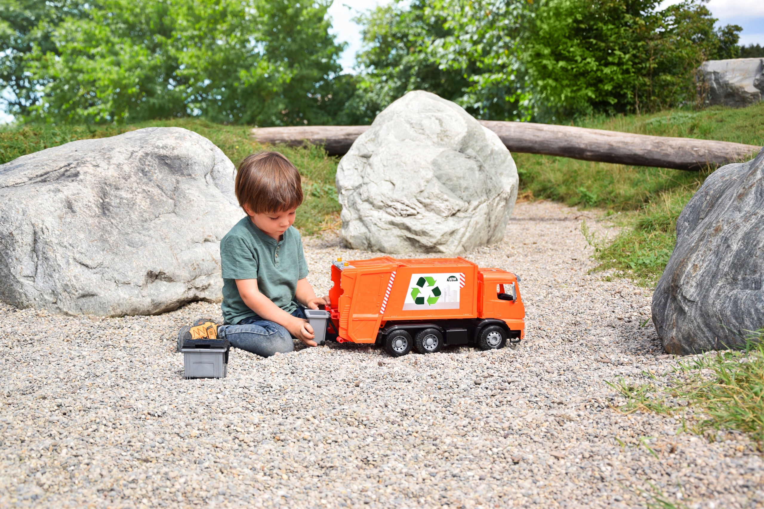 DUŻA ŚMIECIARKA MERCEDES ruchome elementy Model Smieciara