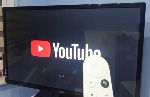 ODTWARZACZ MULTIMEDIALNY GOOGLE CHROMECAST 4 smart TV WYBIERANIE GŁOSOWE Certyfikat CE