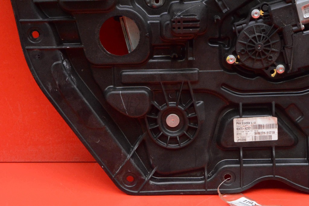 window regulator left front EU 82470-A2301 KIA CEED 2 II KOMBI LIFT 15-18