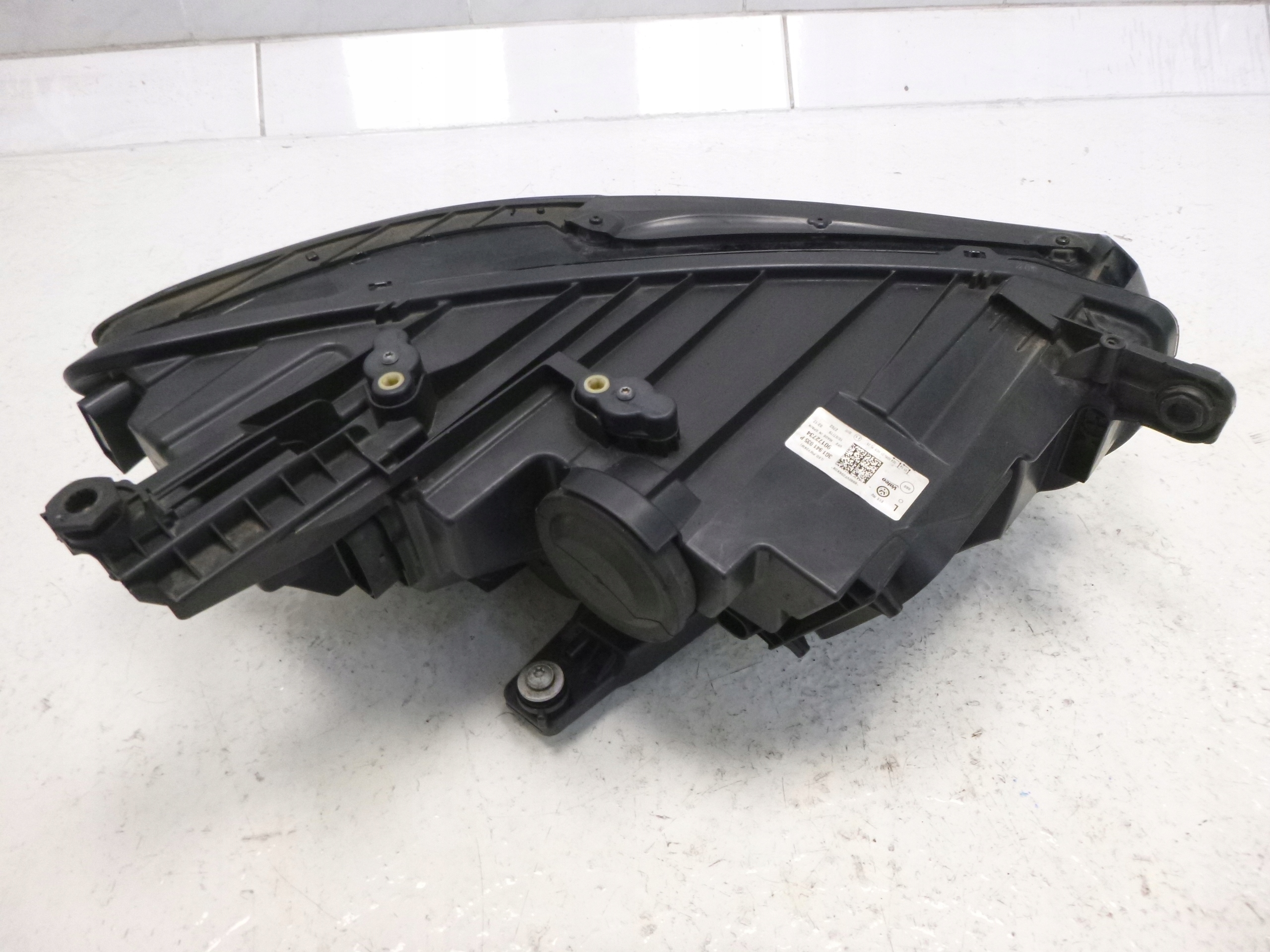 VW PASSAT B8 LIFT light left front 10PIN LED NR103