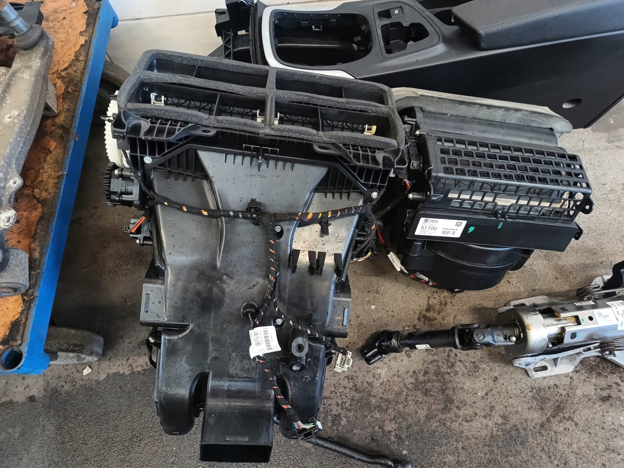 opel INSIGNIA A радиатор отопителя европа 13345110
