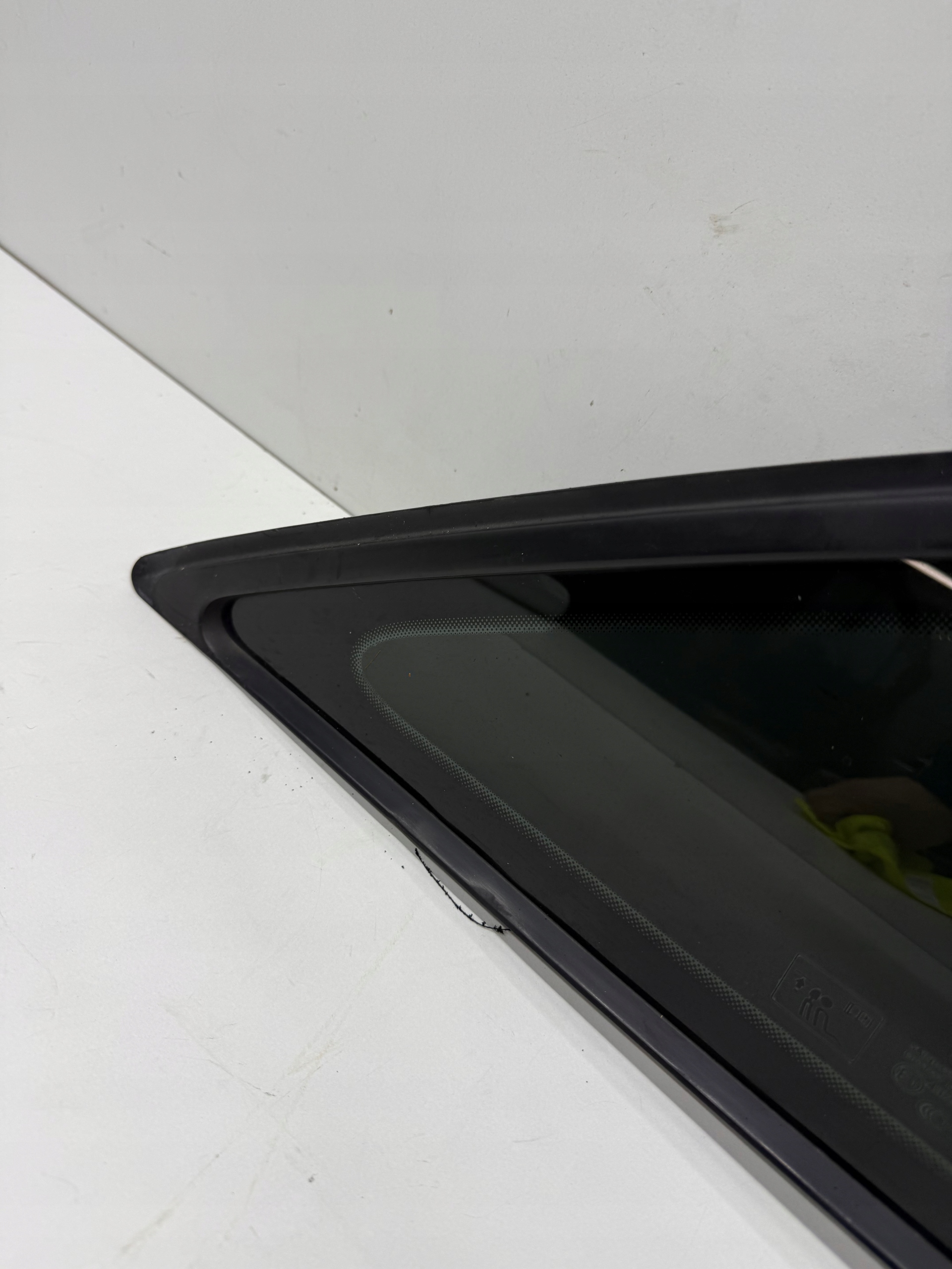 AUDI A6 S6 C7 sedan window bodywork right rear part original!