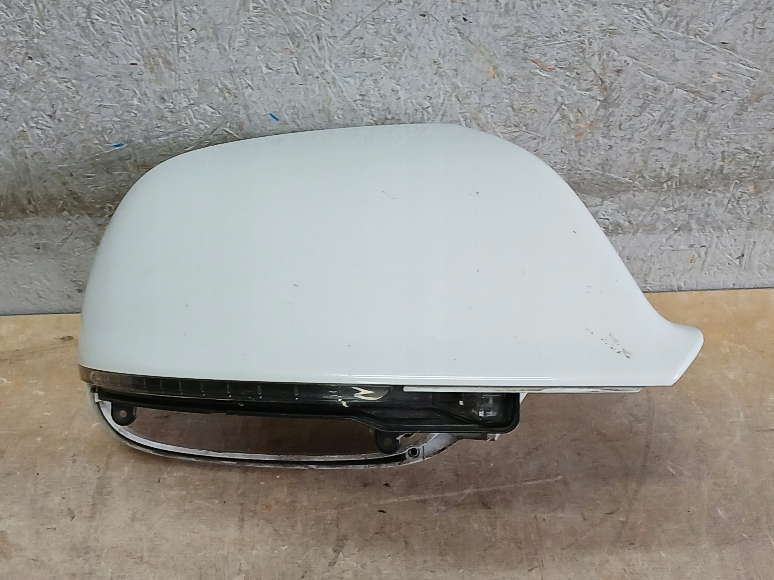 mirror right cover AUDI Q5 8R0 8R0857528