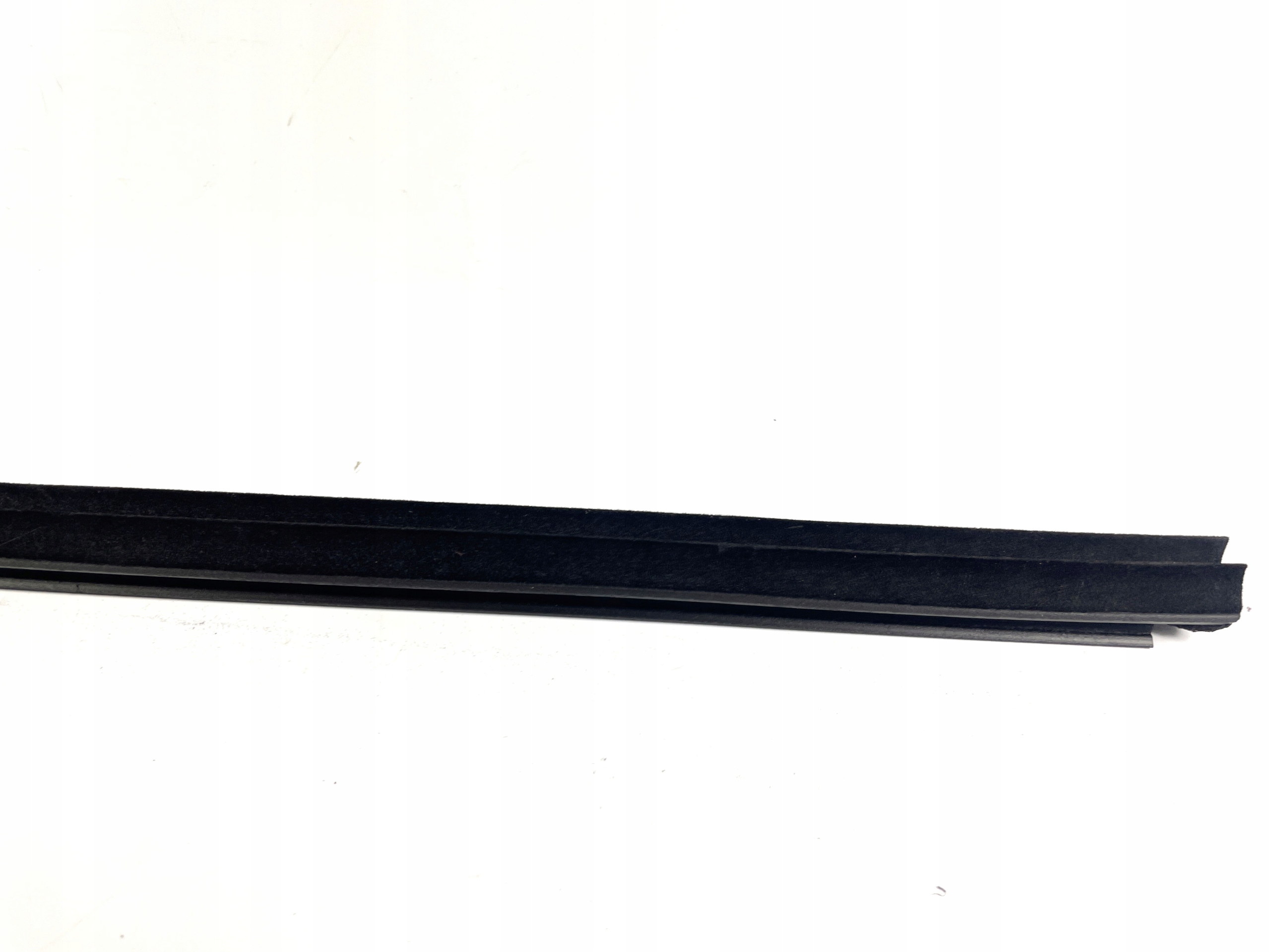 Ram 1500 V gasket inner windows door right left rear rear part 2019-24