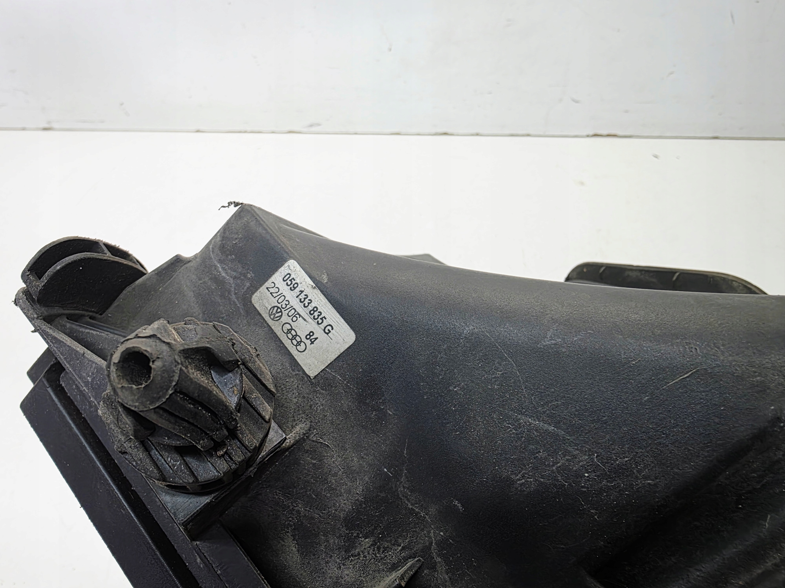 Gehäuse filter luft AUDI A4 B7 2.7 3.0 TDI 059133835G