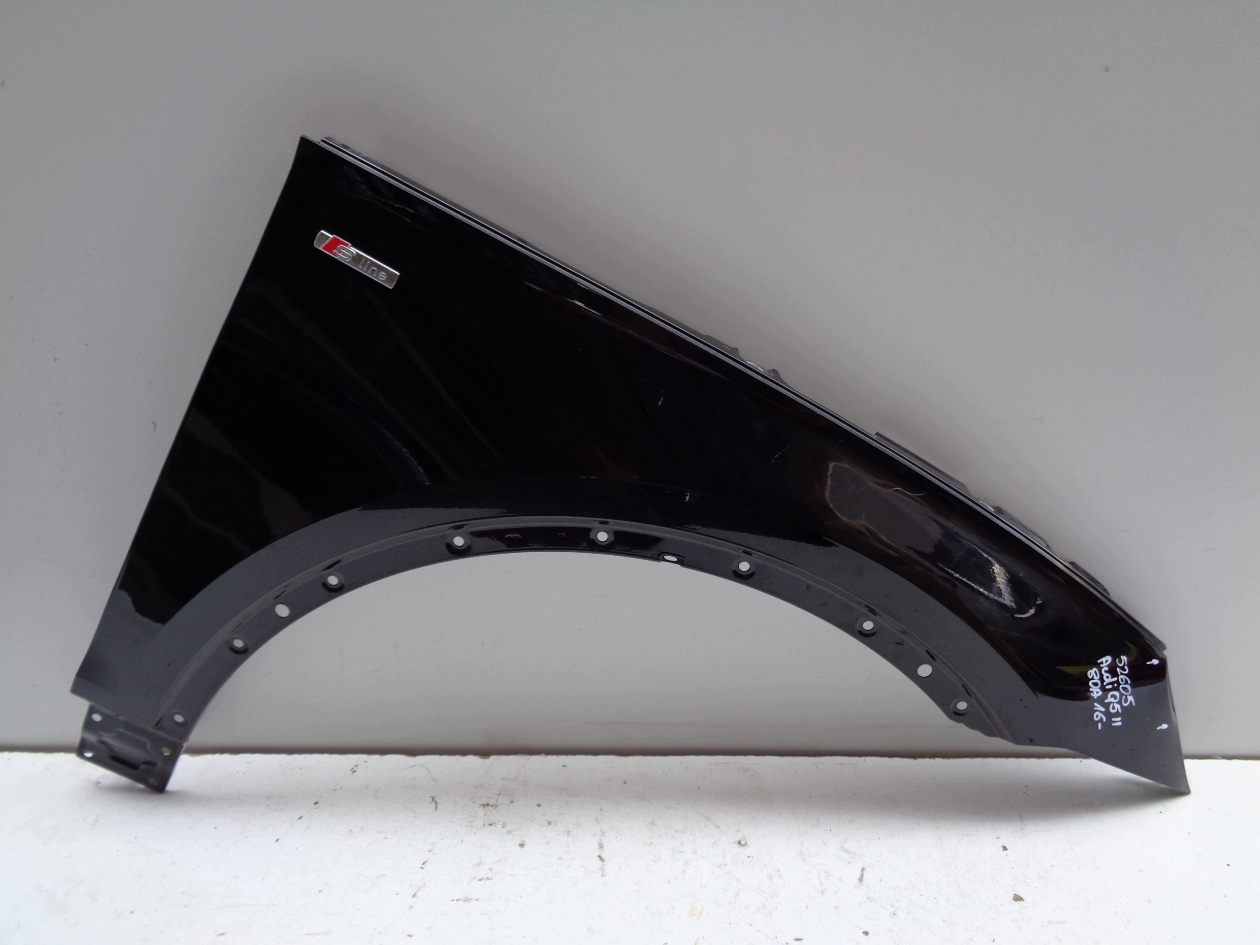 fender right front AUDI Q5 II 80A 16- NR 52605