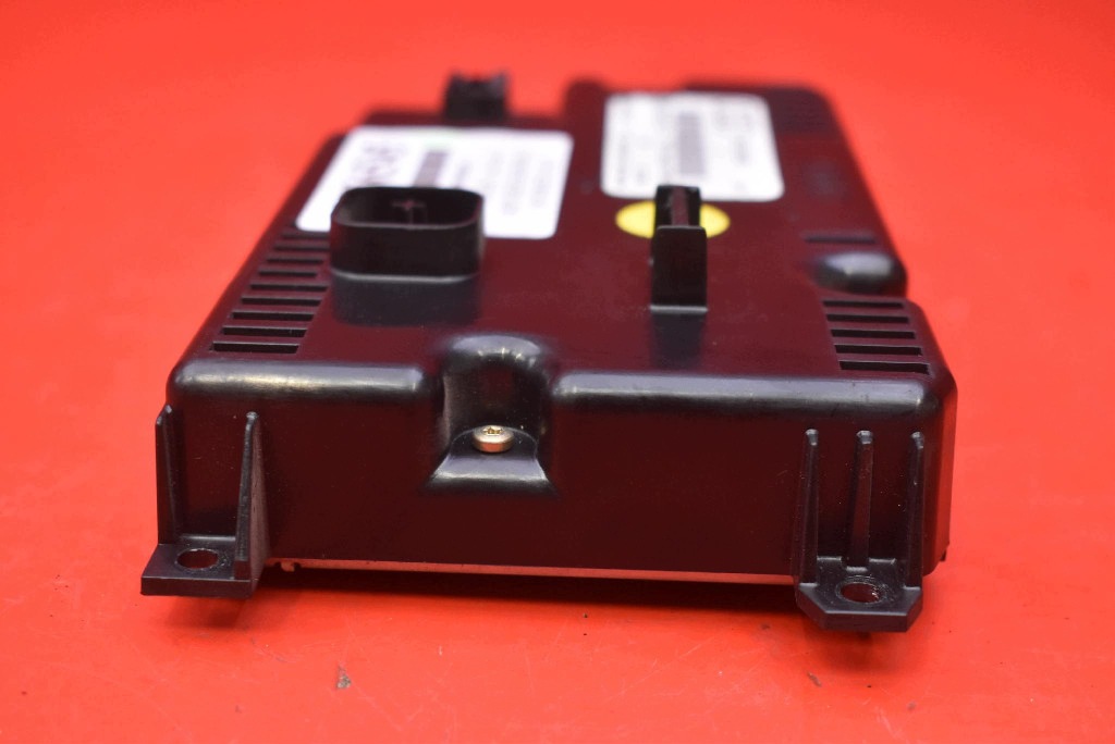 display KOMPUTERA POKLADOWEGO MMI navigation devices 4F0919603 AUDI A6 C6 04-08