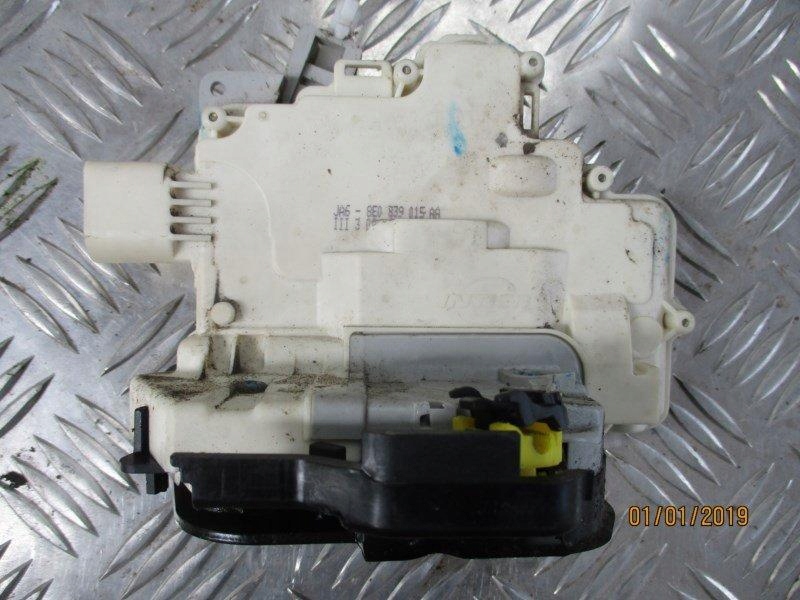 ЗАМОК ДВЕРІ 8E0,e0839015aa, AUDI A4 B7, ЛІВИЙ ЗАД.