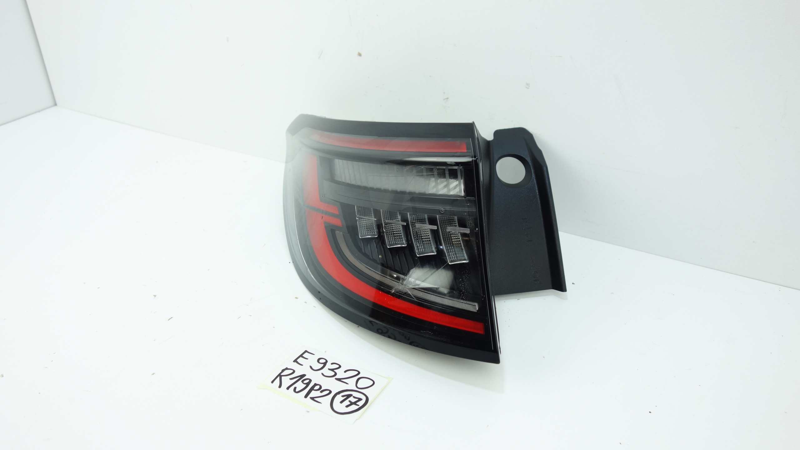 RENAULT AUSTRAL 2022- light left rear part 265550837R