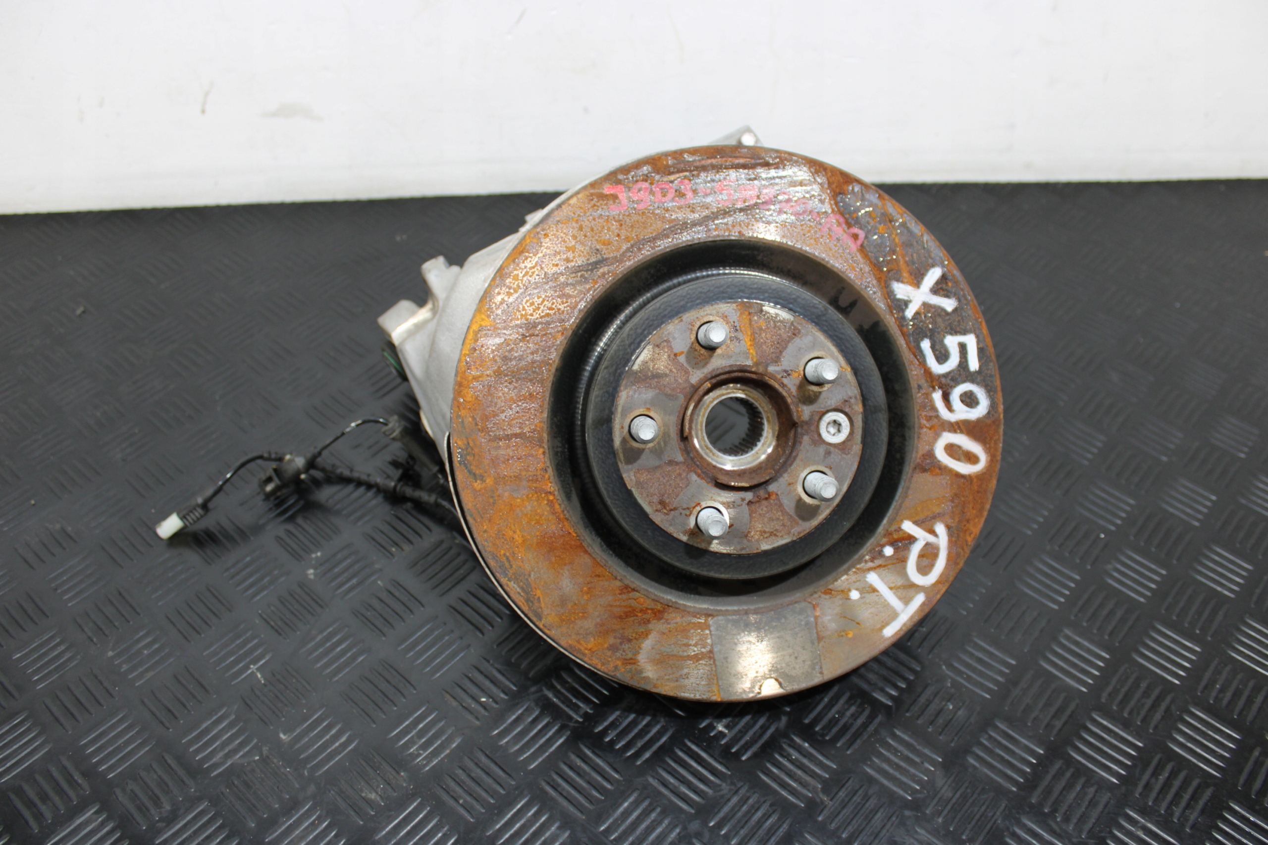 Mozzo FUSELLO Destra posteriore J9D3-5A970-AA JAGUAR e-PACE X590 EV400
