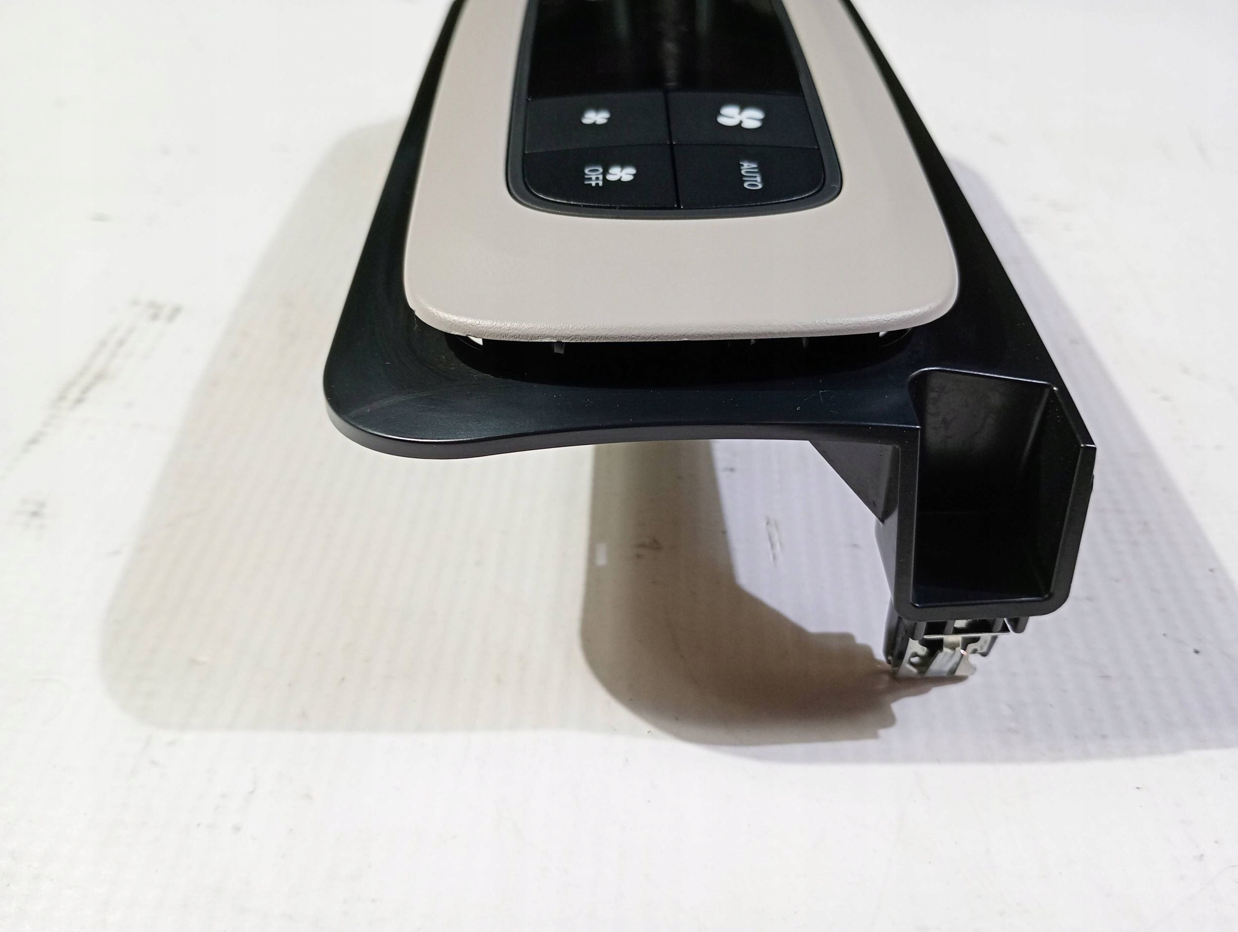 COMANDI CLIMA BOCCHETTE CIELO INTERNO posteriore Chrysler Pacifica 2017