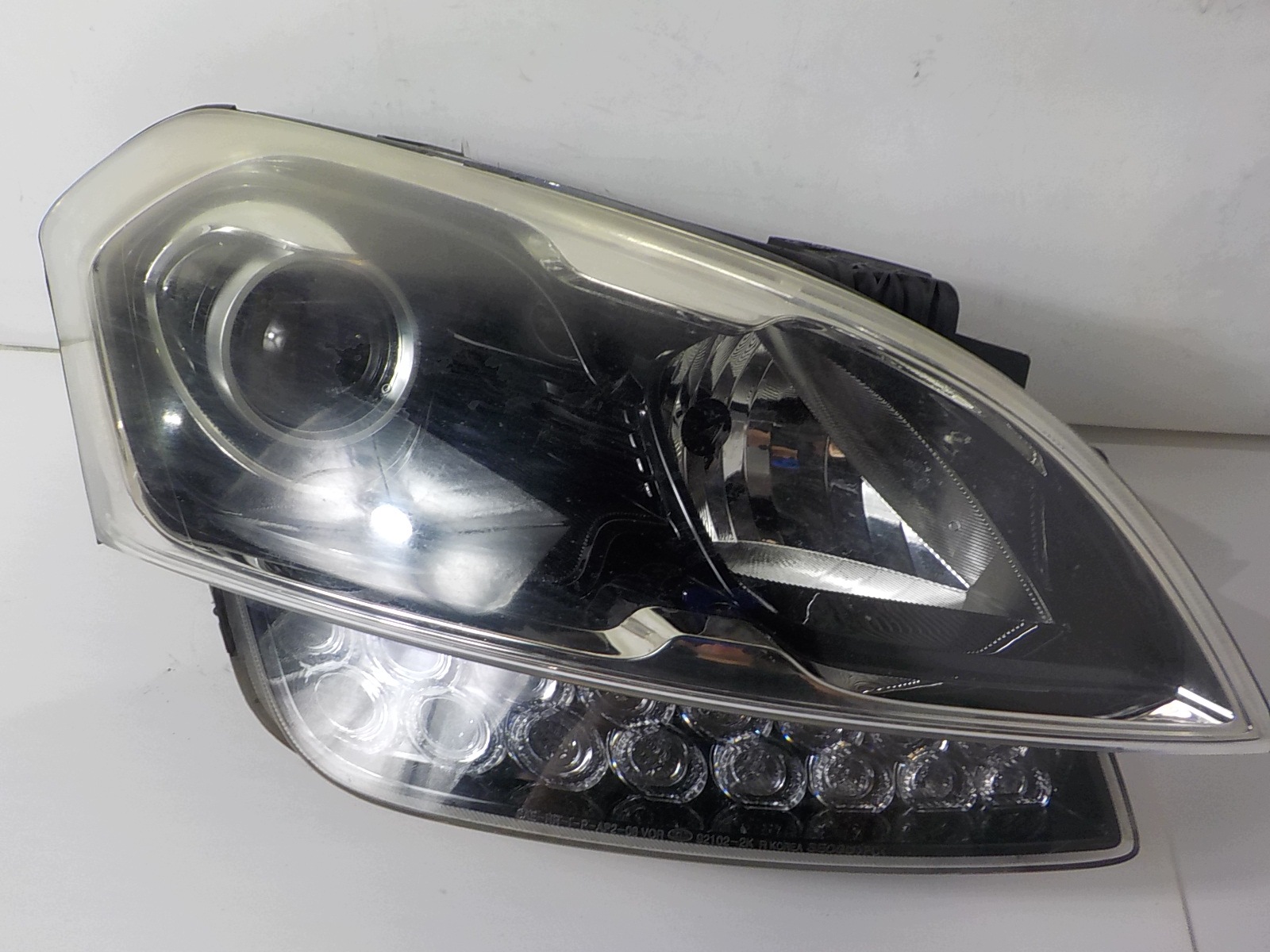 KIA SOUL and LIFT light right front front UK