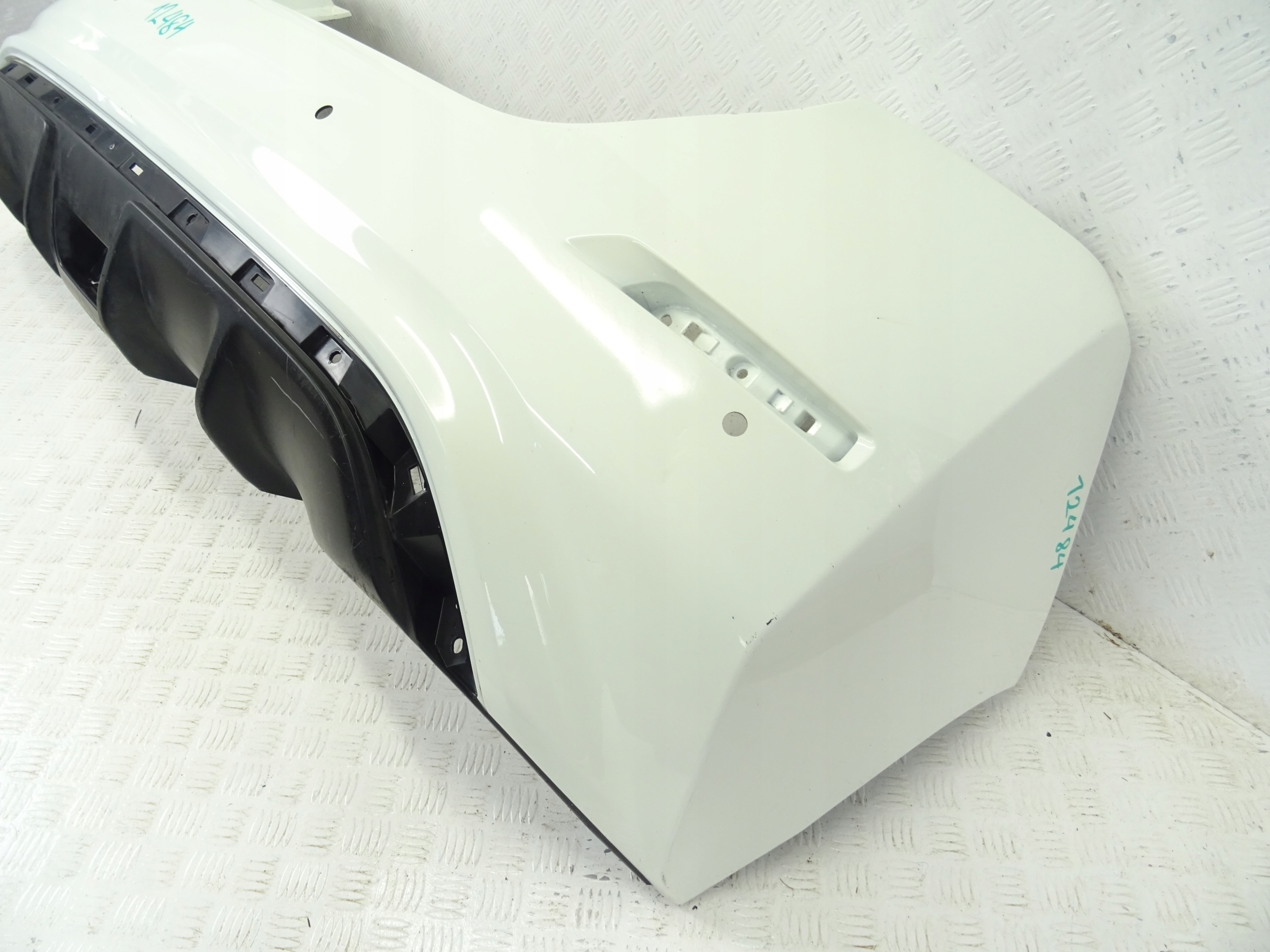Nissan LEAF II 2 17- bumper rear part rear