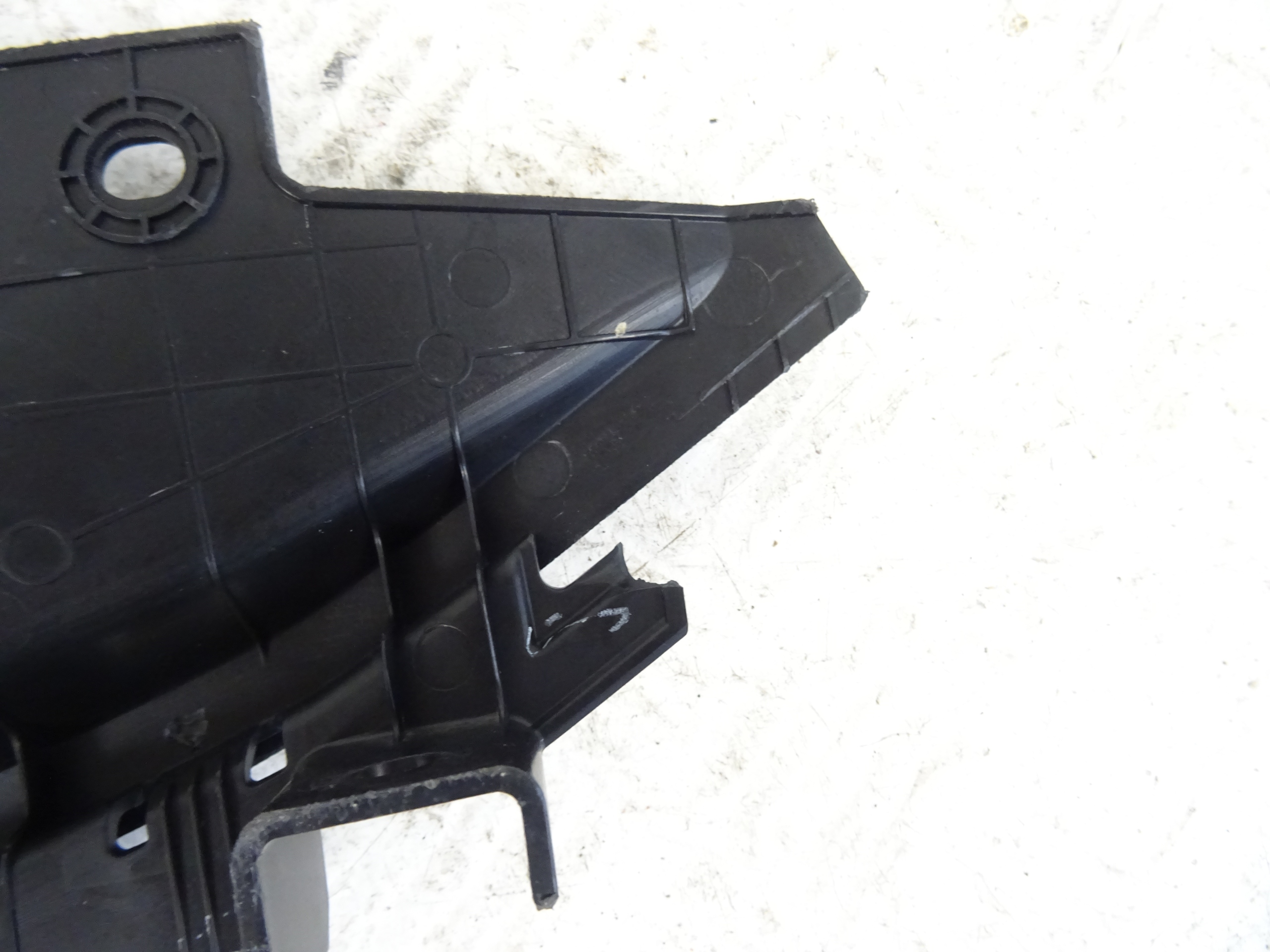 cover supports front front GORA KIA XCEED 86362-J7PA