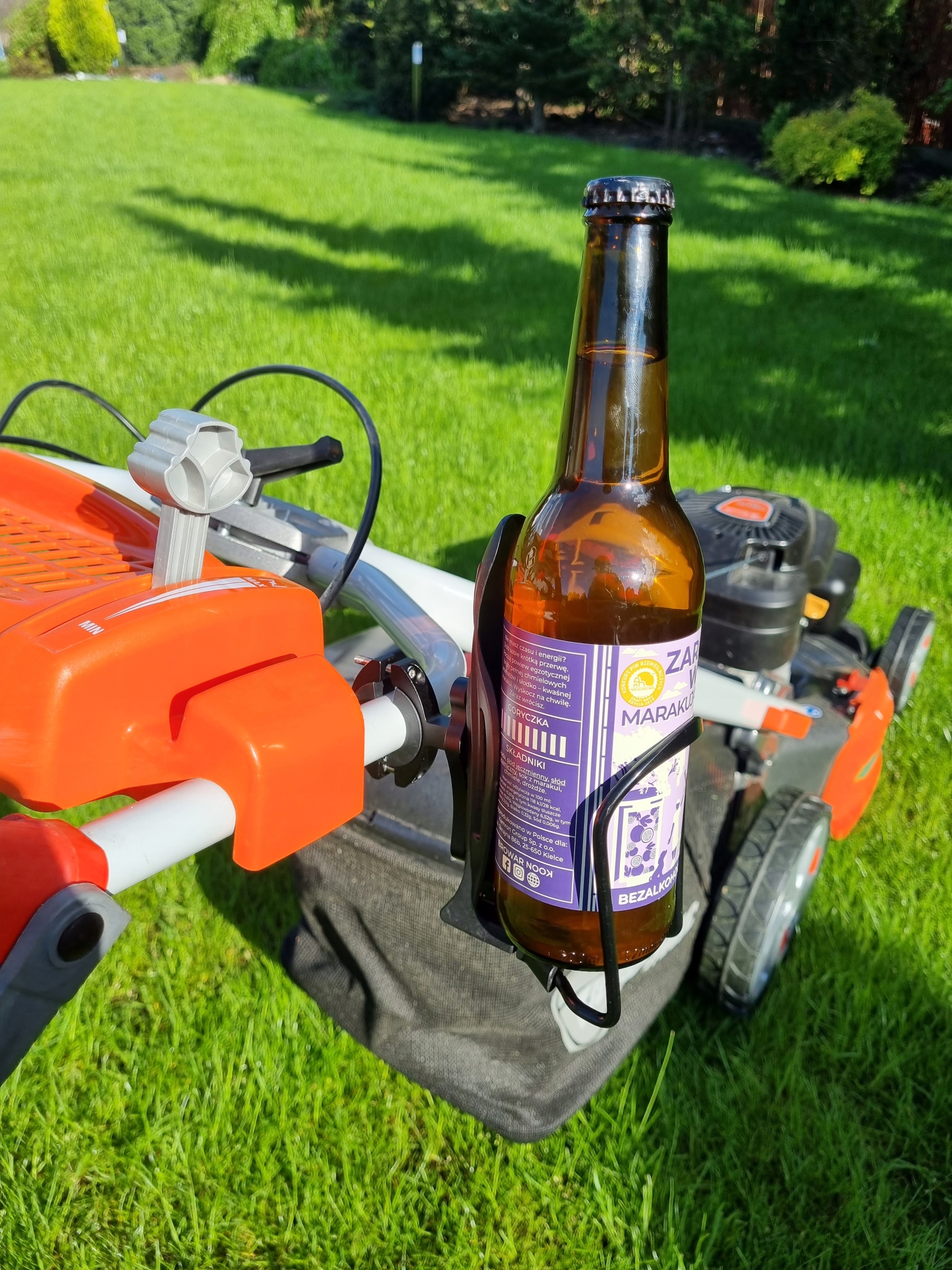 UCHWYT KOSZYK BUTELKĘ NA BIDON ROWER WÓZEK KOSIARK Waga 70 g