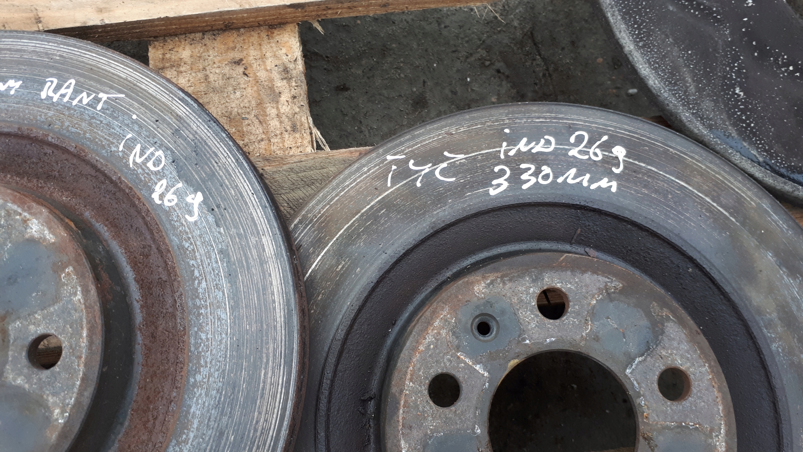 A4 B9 8W caliper brake discs rear part 330 MM A5 8W
